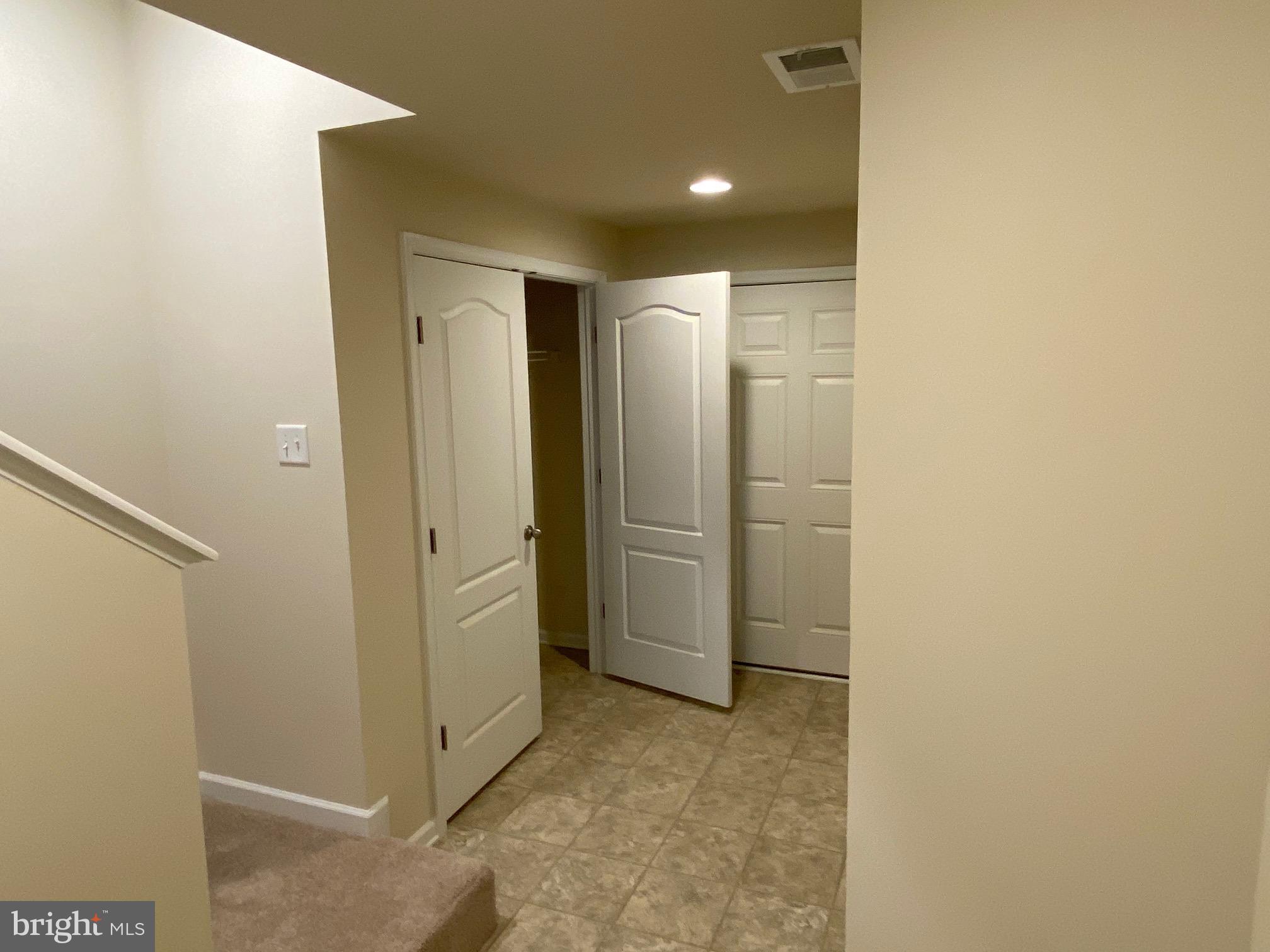 STONEBROOK VILLAGE - Residential