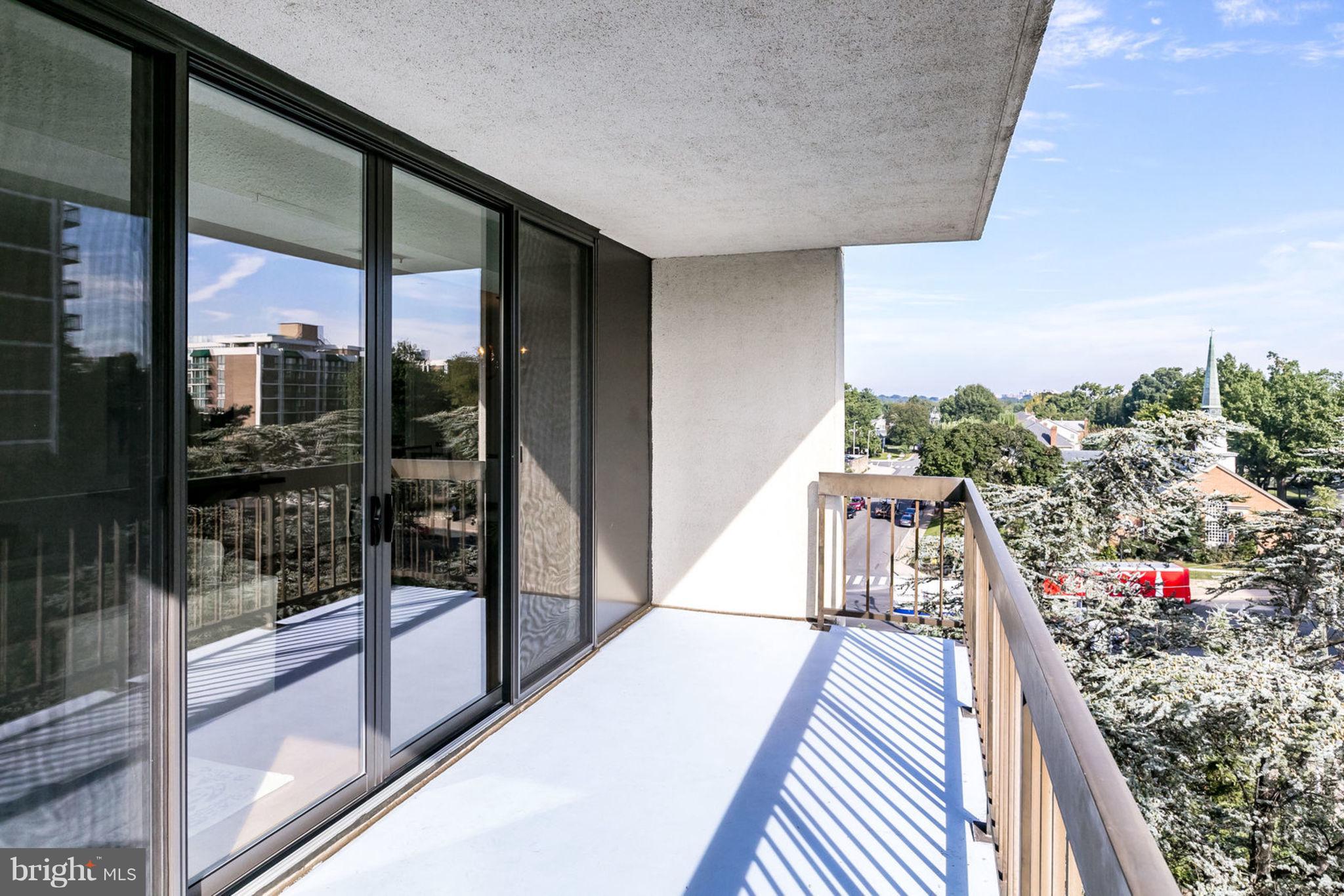 THE BARKLEY - Residential