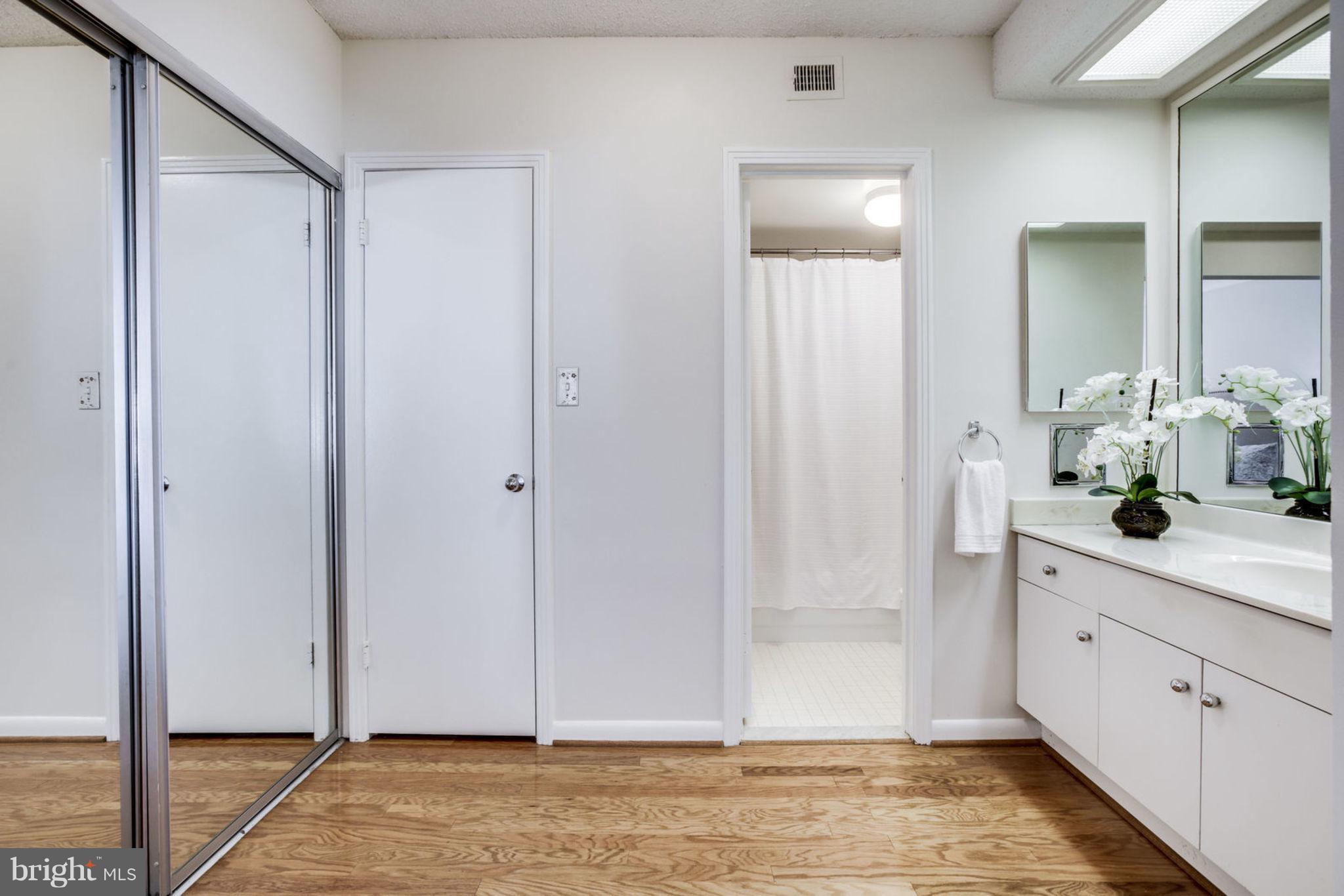 THE BARKLEY - Residential