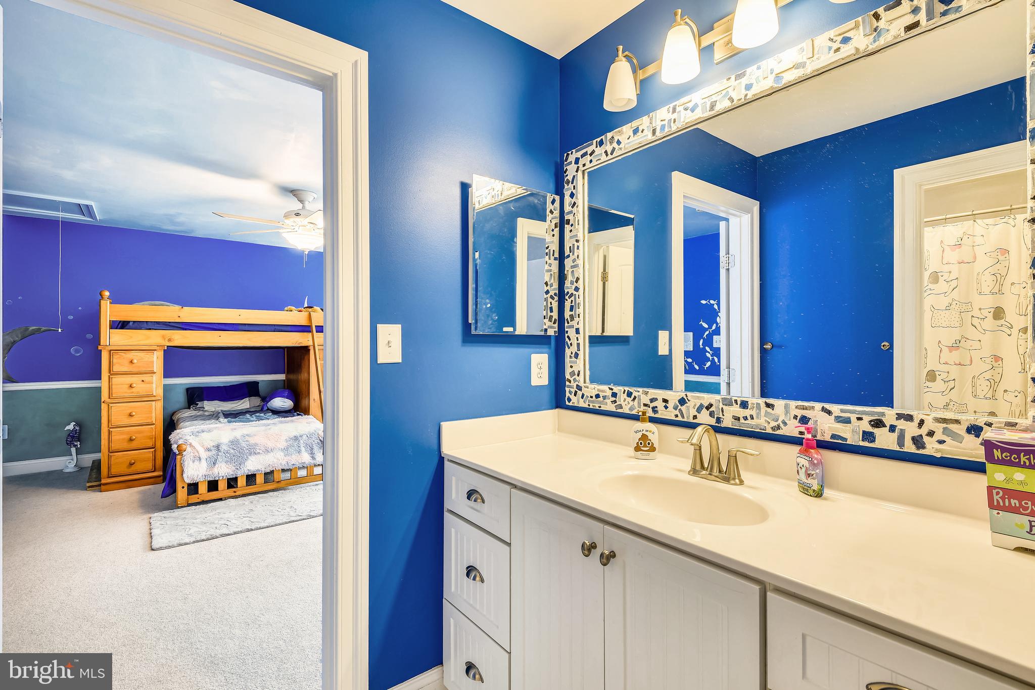 WINDSOR ESTATES - Residential