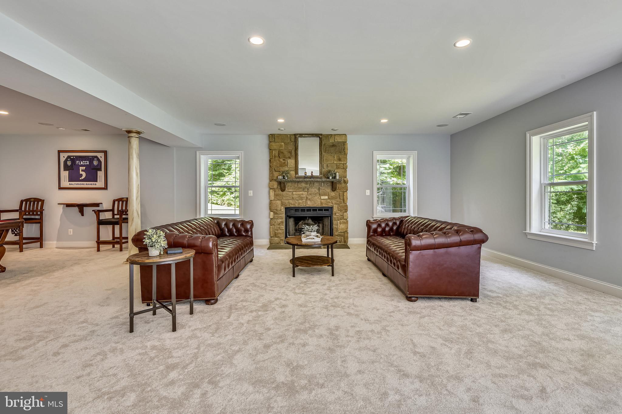 WINDSOR ESTATES - Residential