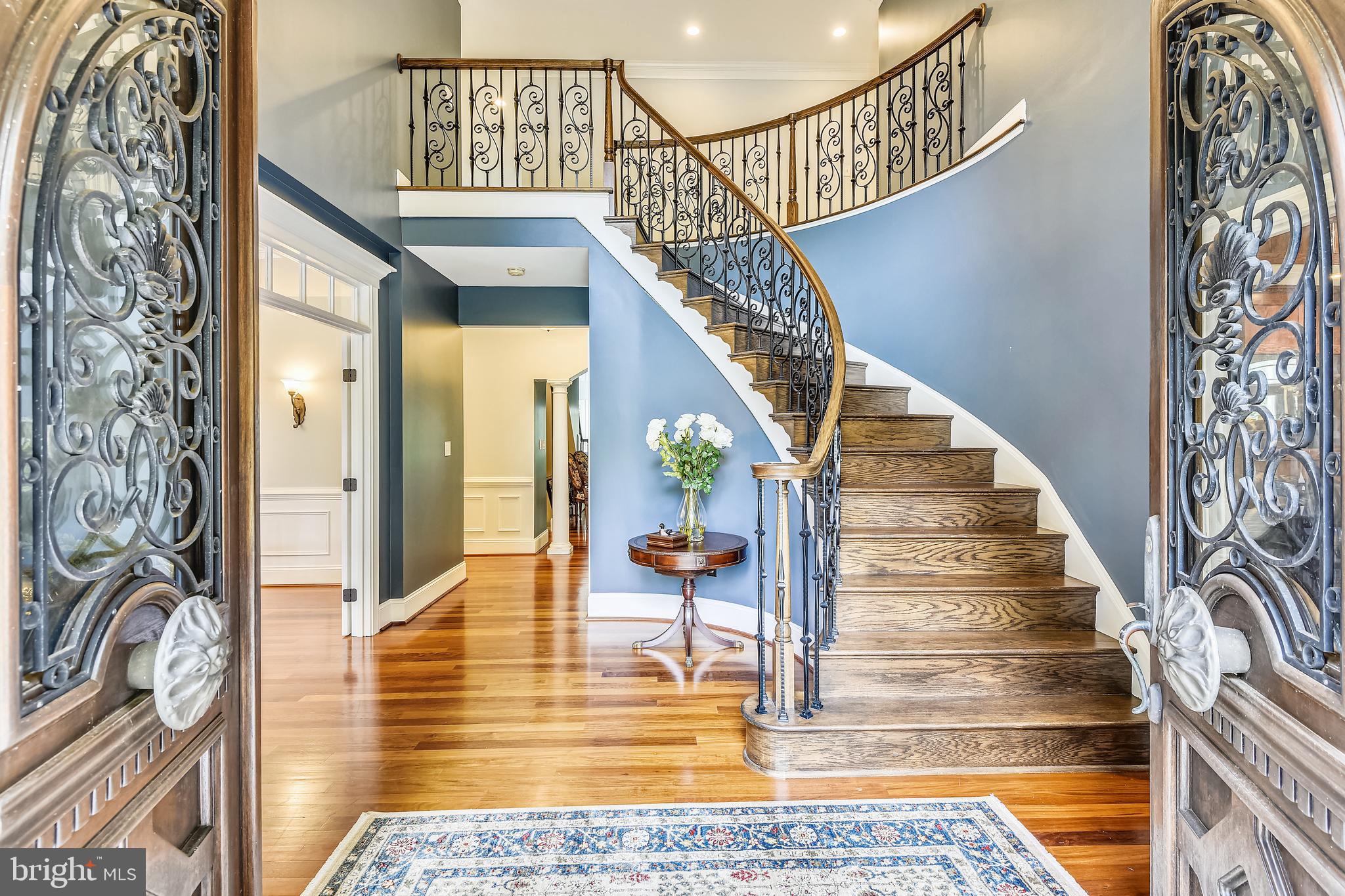 WINDSOR ESTATES - Residential