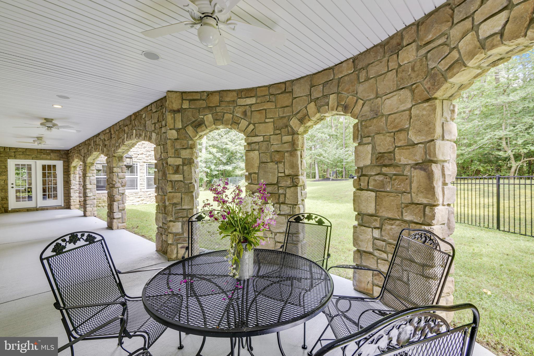 WINDSOR ESTATES - Residential