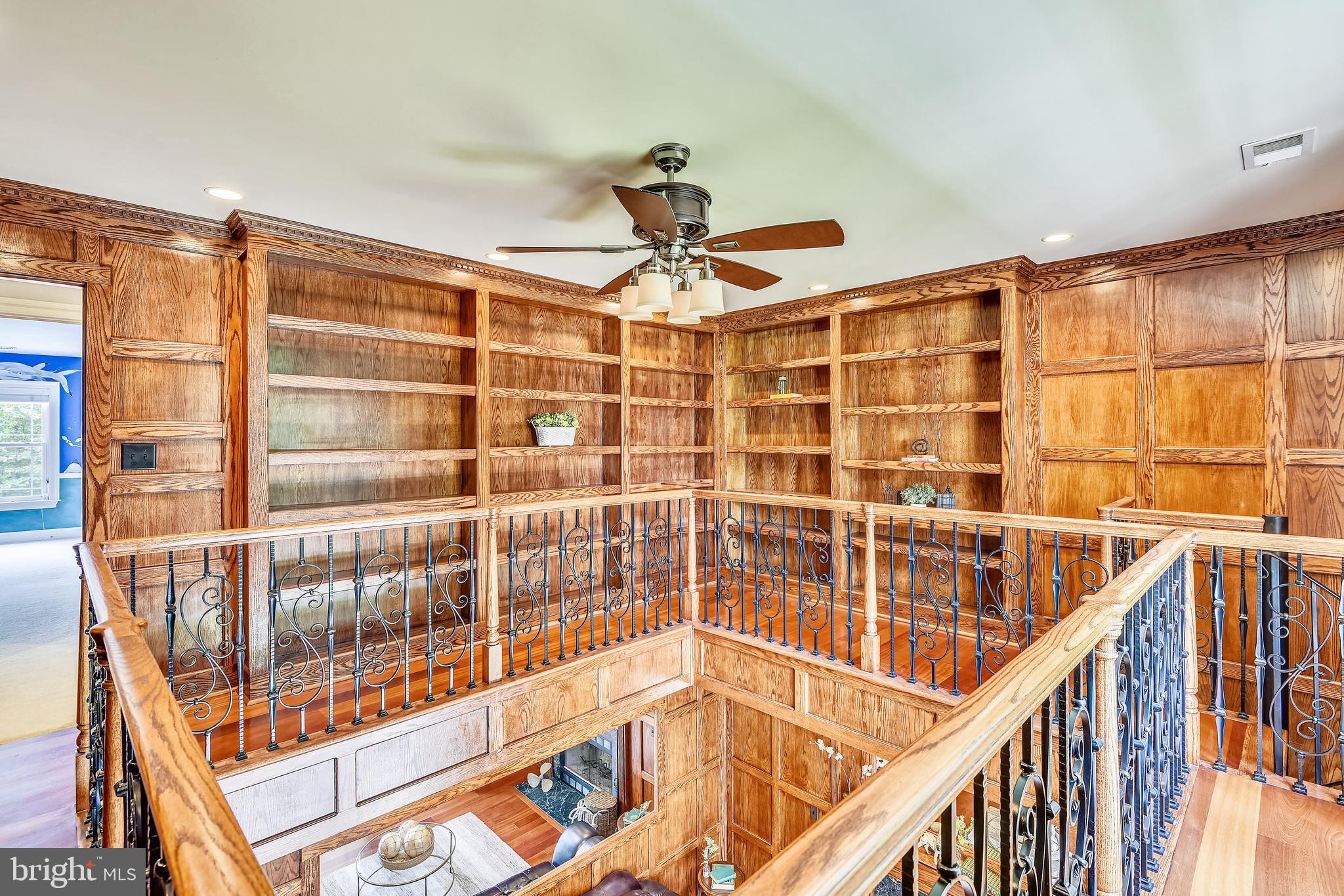 WINDSOR ESTATES - Residential