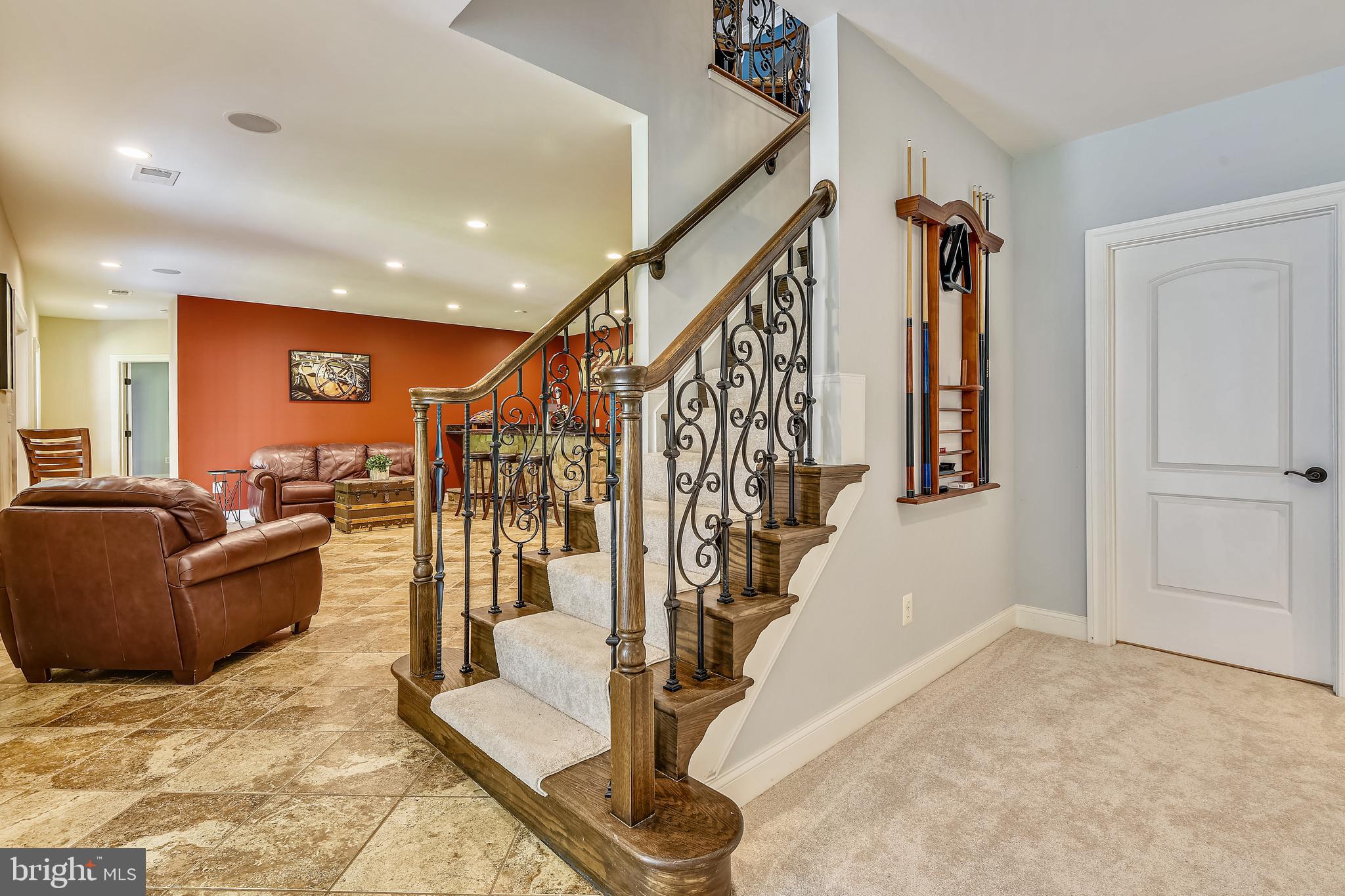 WINDSOR ESTATES - Residential