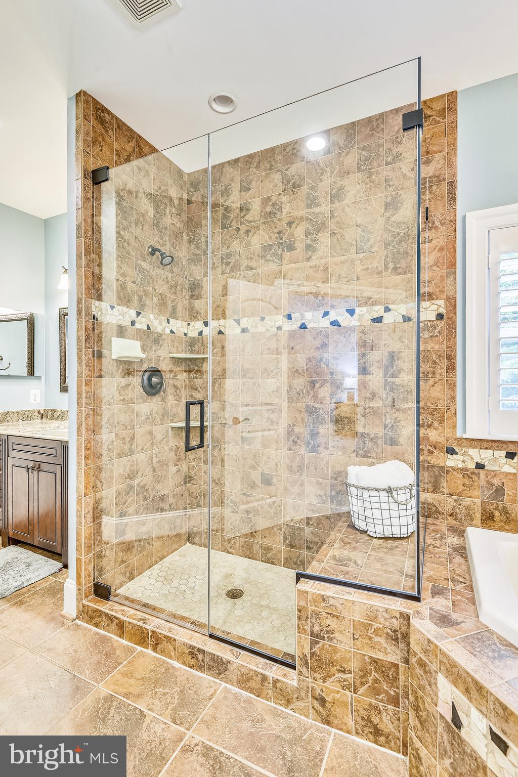 WINDSOR ESTATES - Residential