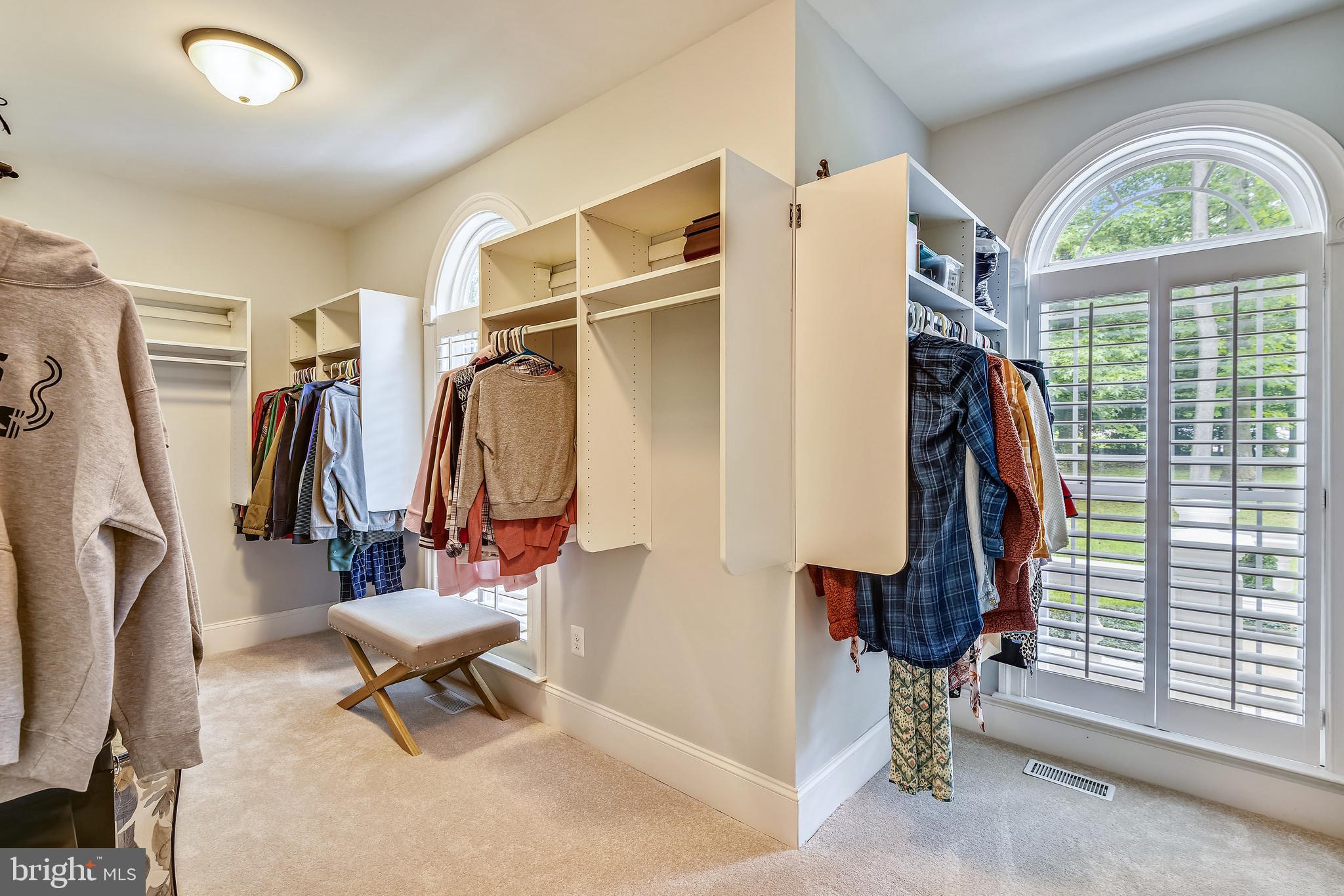 WINDSOR ESTATES - Residential