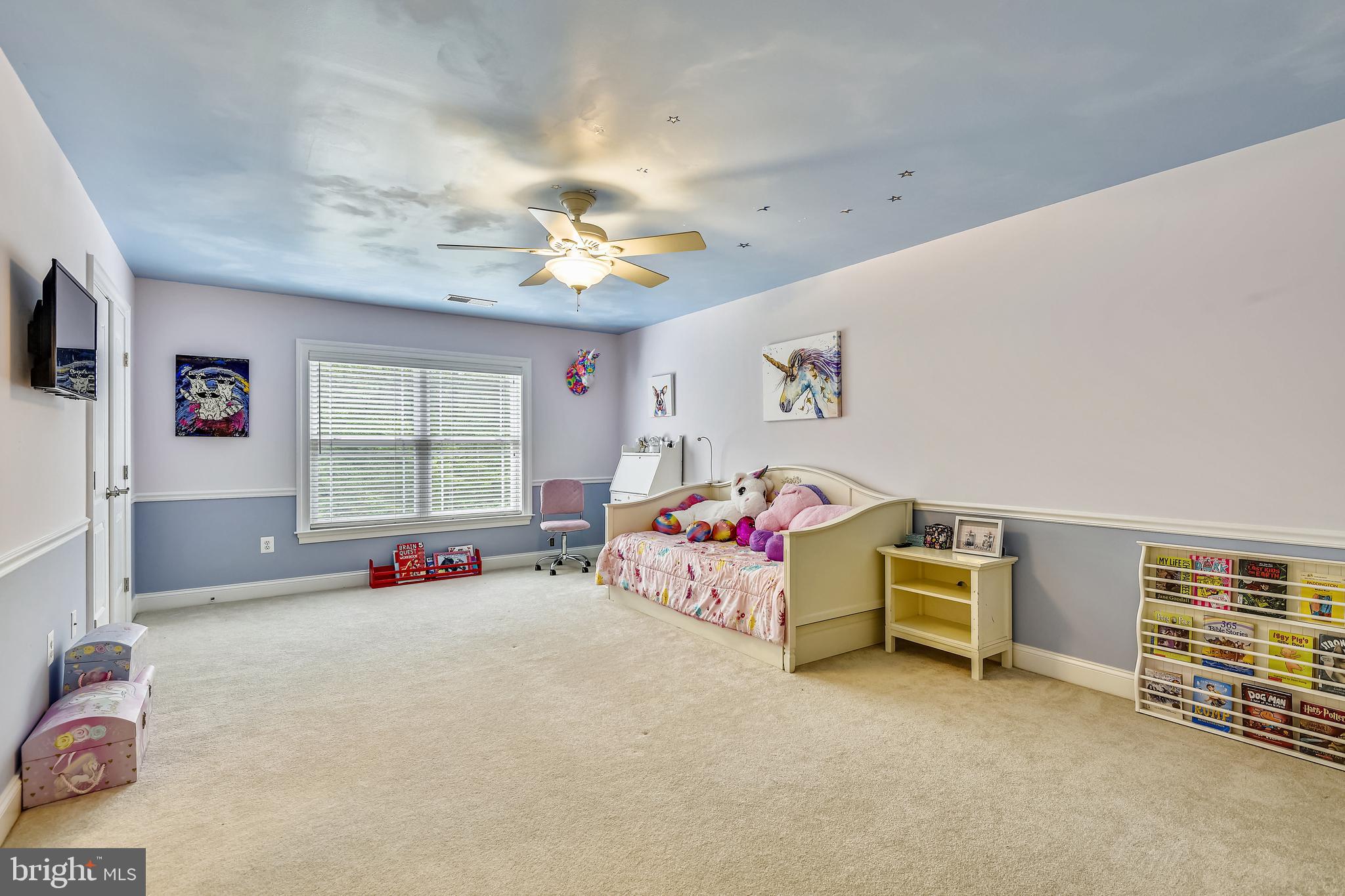 WINDSOR ESTATES - Residential