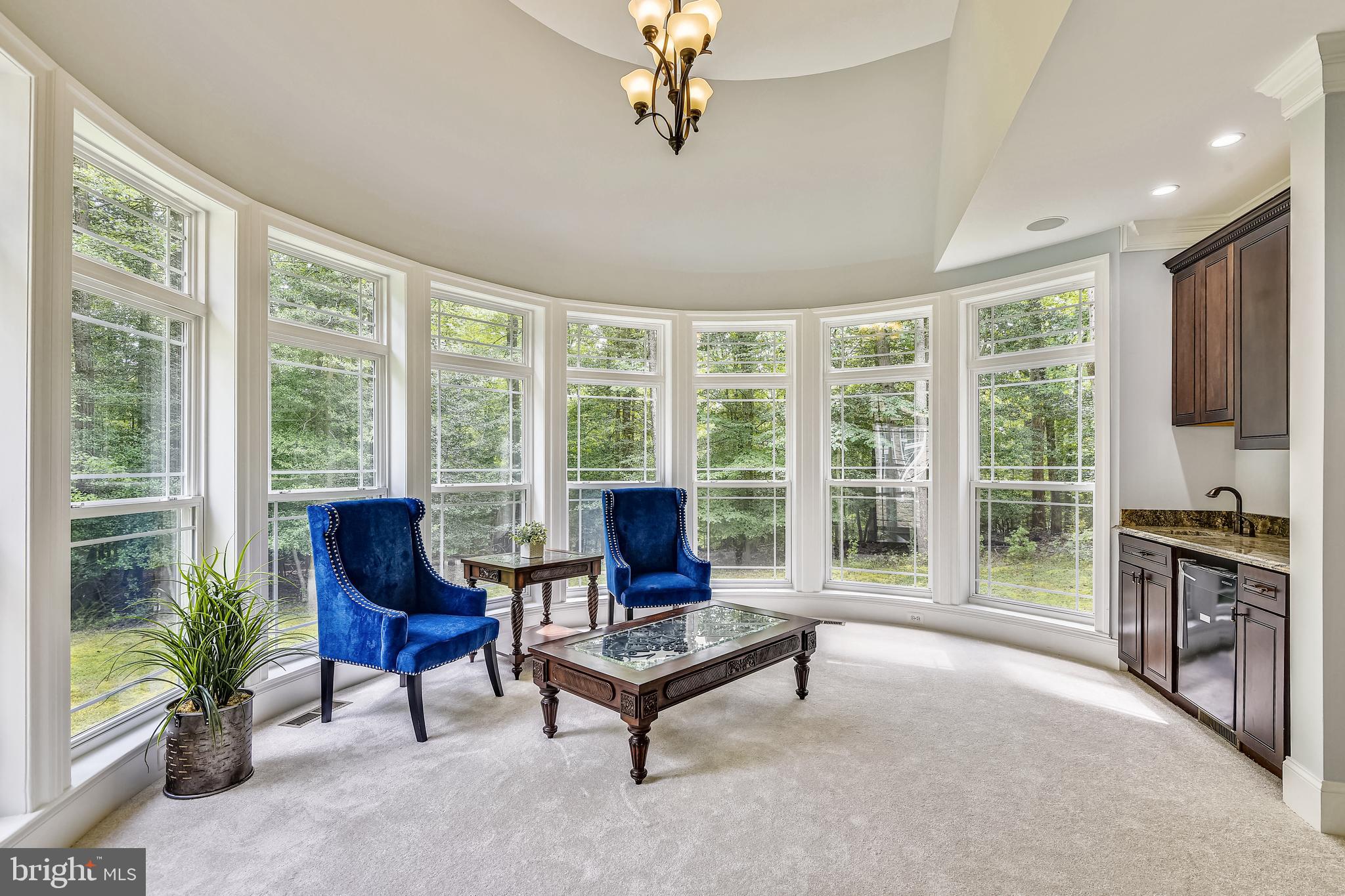 WINDSOR ESTATES - Residential