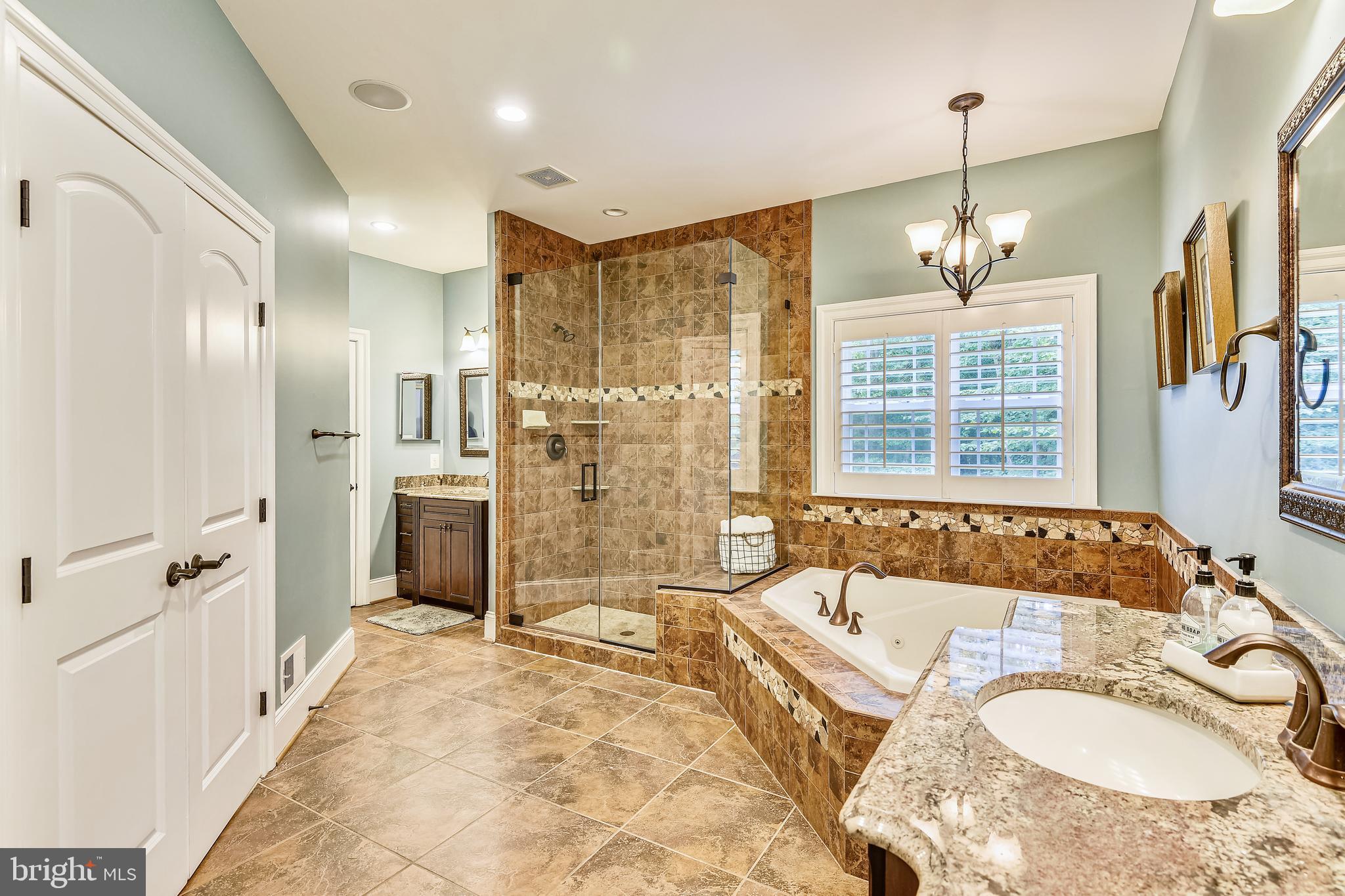 WINDSOR ESTATES - Residential