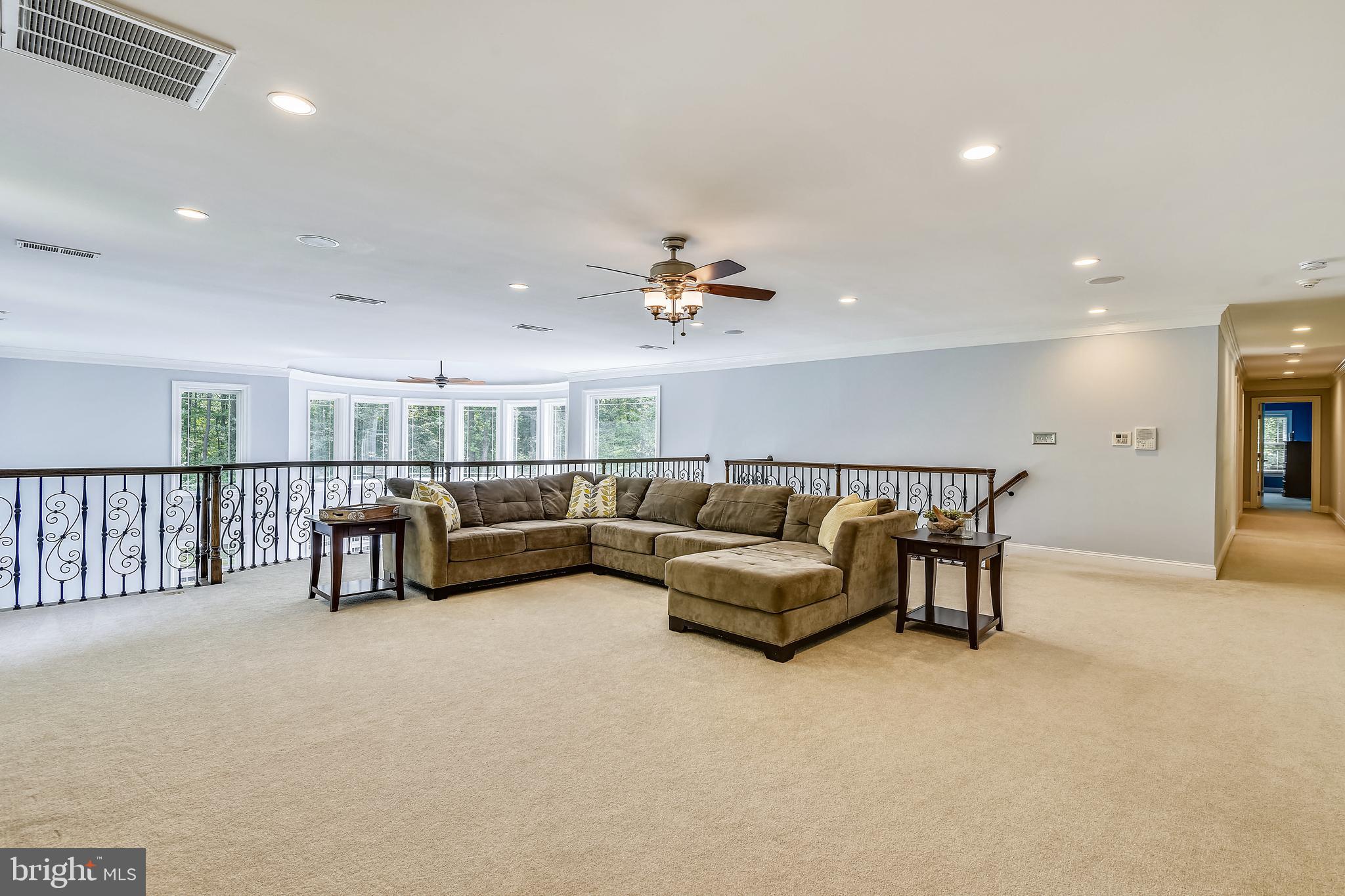 WINDSOR ESTATES - Residential