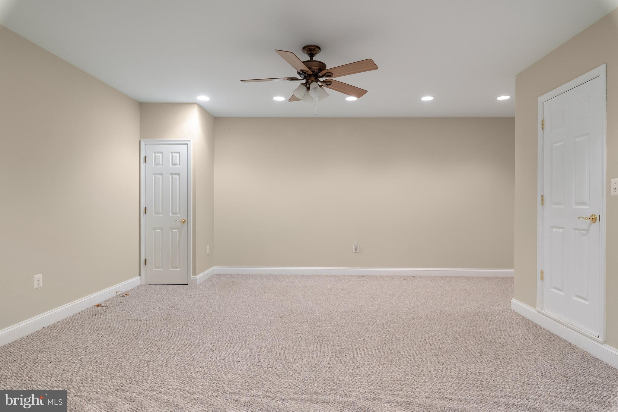 HARNESS CREEK OVERLOOK - Residential