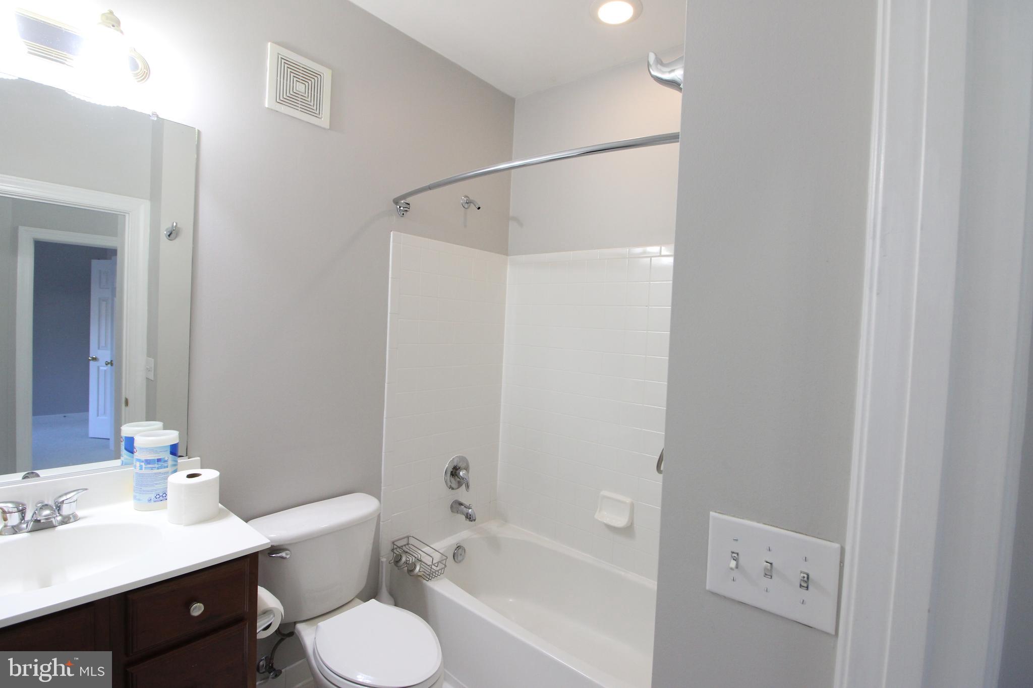 STONE CREEK CROSSING - Residential Lease