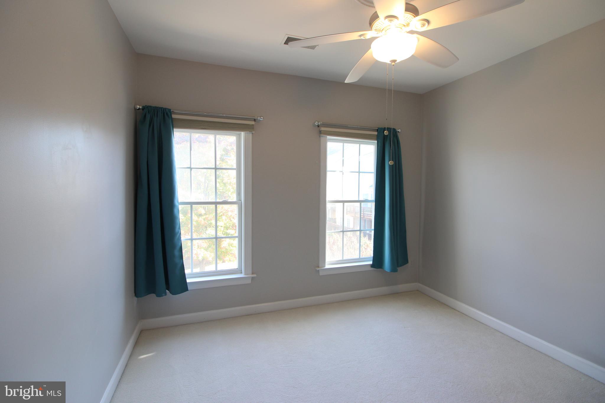 STONE CREEK CROSSING - Residential Lease