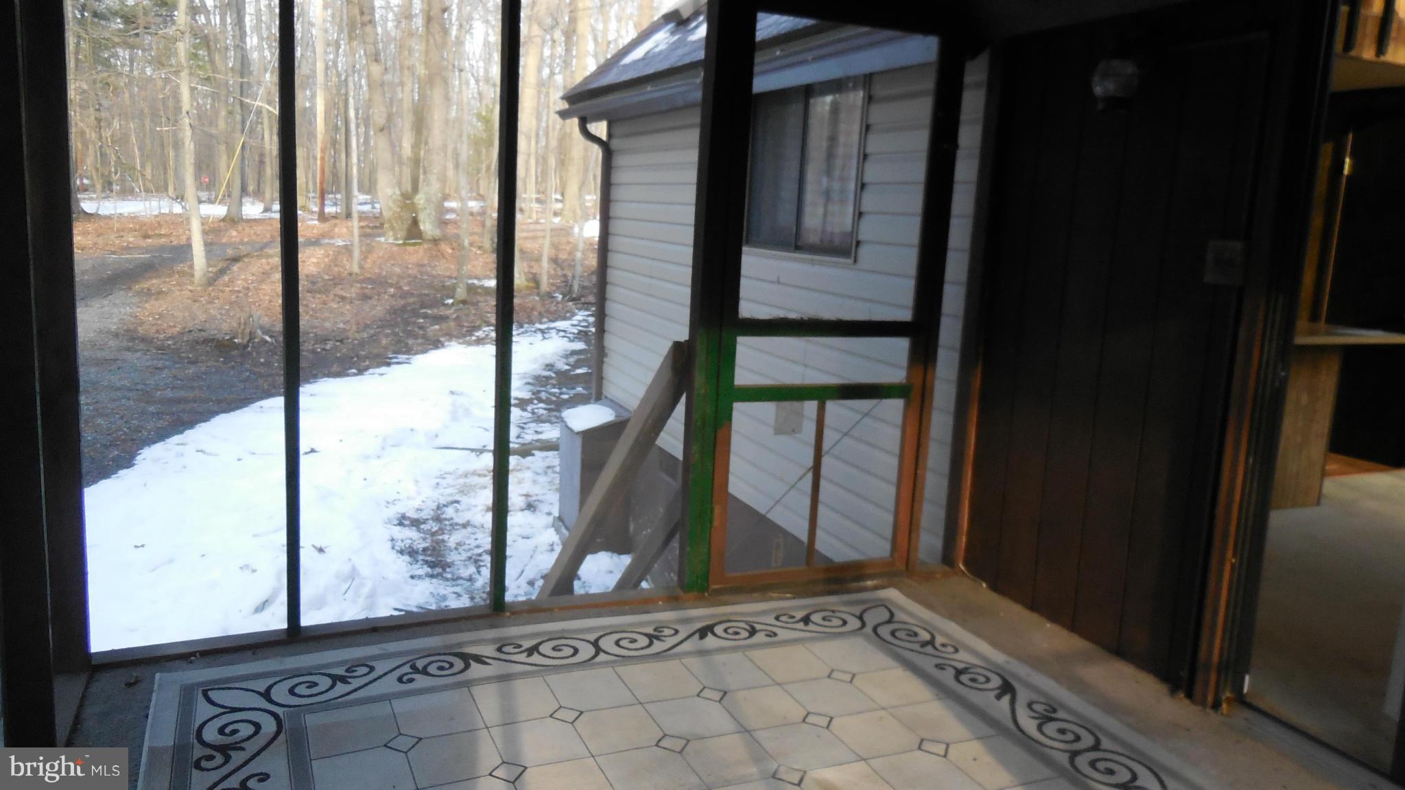 THE WOODS - Residential