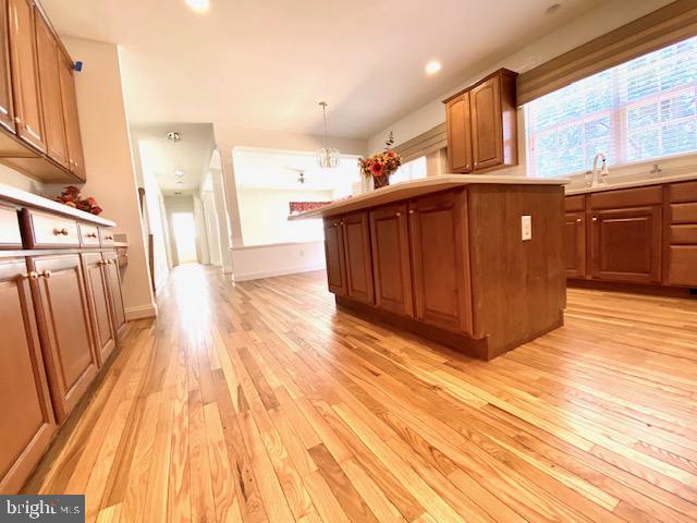 FARMINGTON VILLAGE - Residential