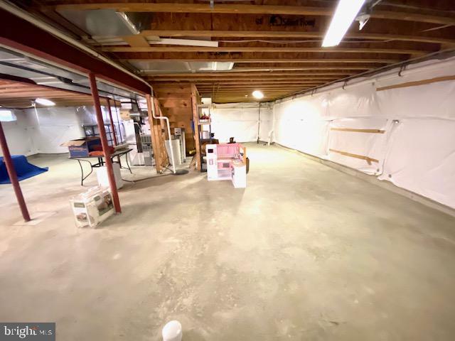 FARMINGTON VILLAGE - Residential