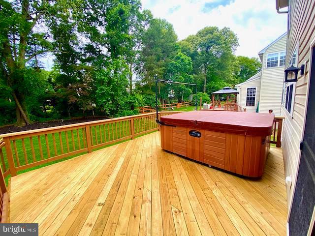 FARMINGTON VILLAGE - Residential