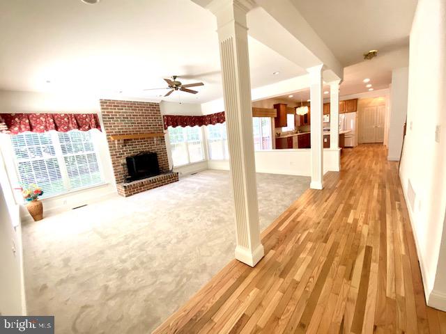 FARMINGTON VILLAGE - Residential