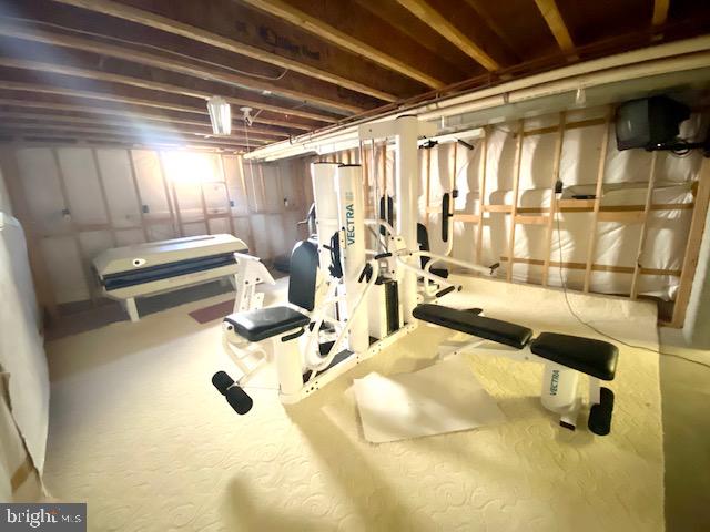 FARMINGTON VILLAGE - Residential