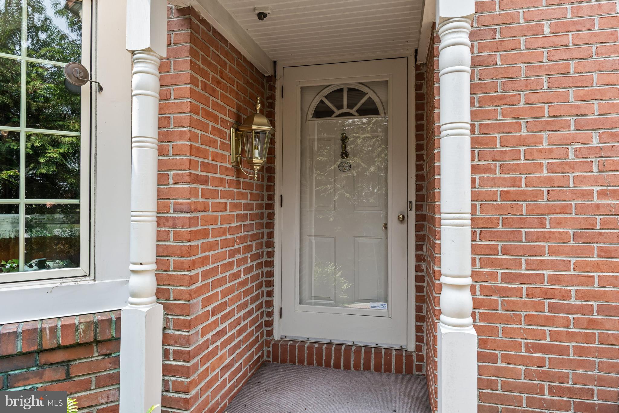 181 FOXWOOD DRIVE