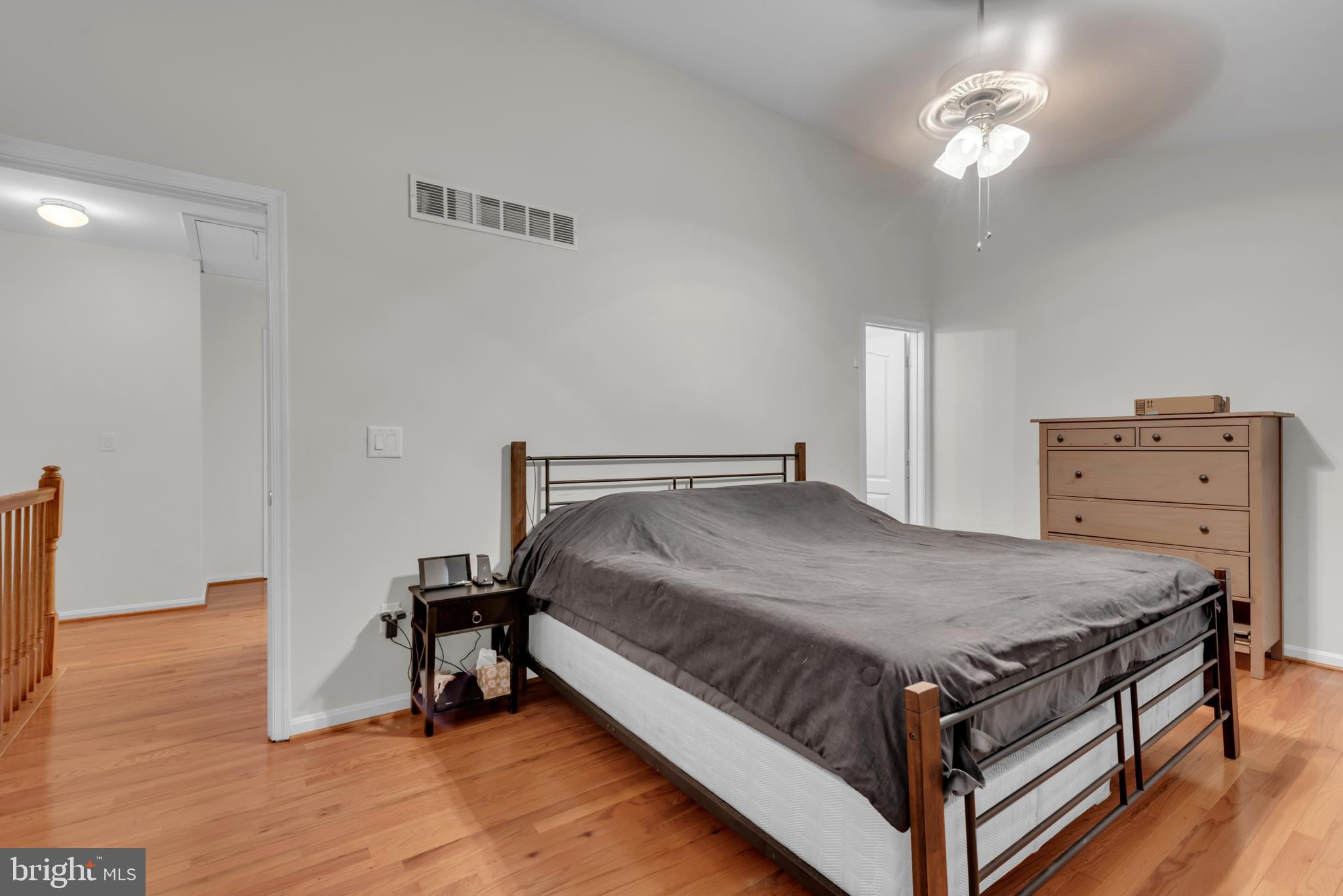 ROSEMONT - Residential