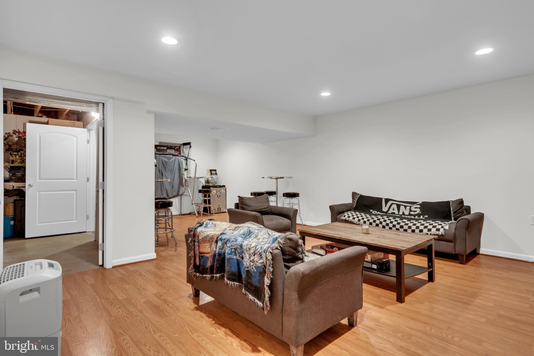 ROSEMONT - Residential