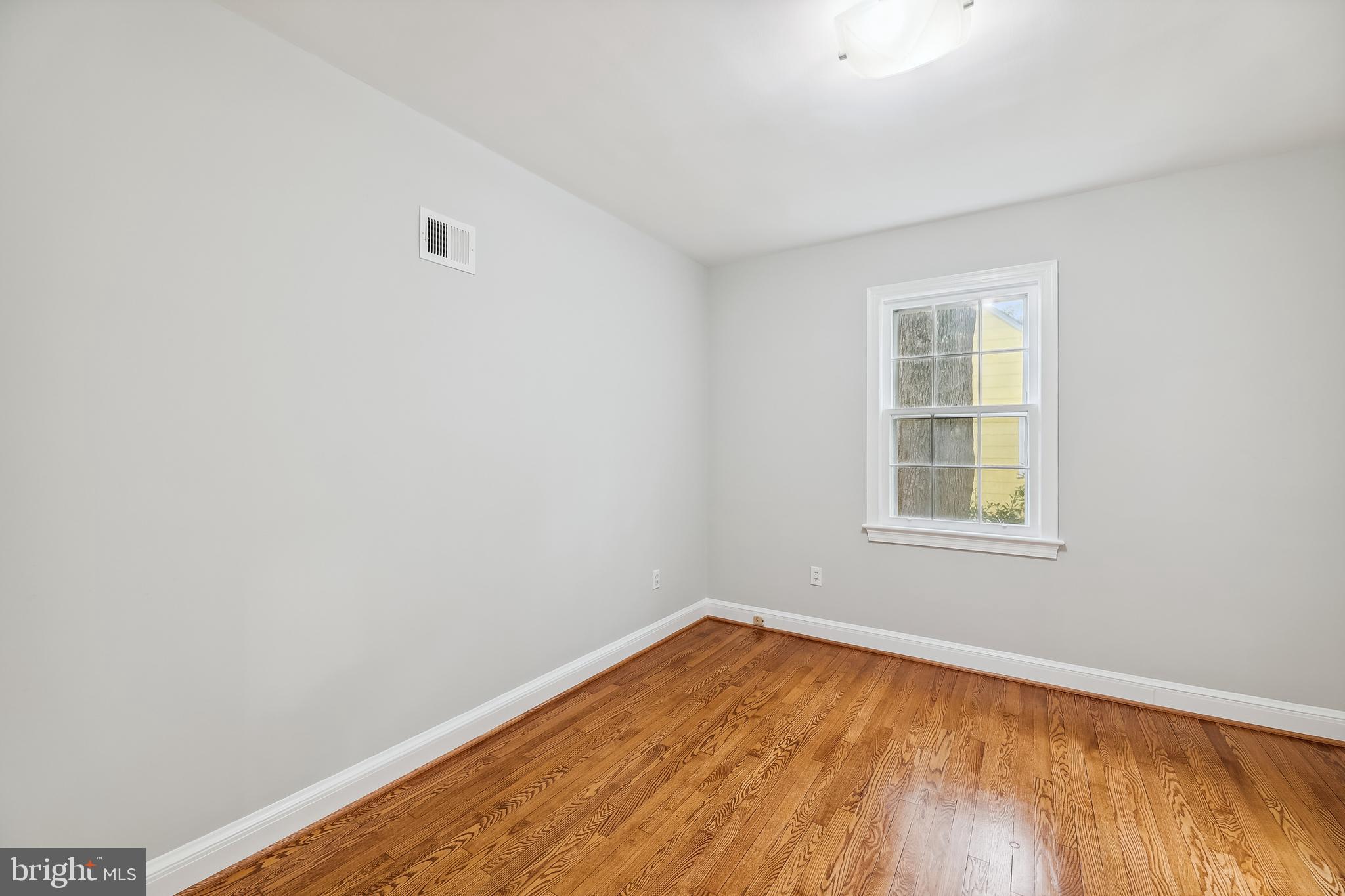 DOUGLAS PARK - Residential