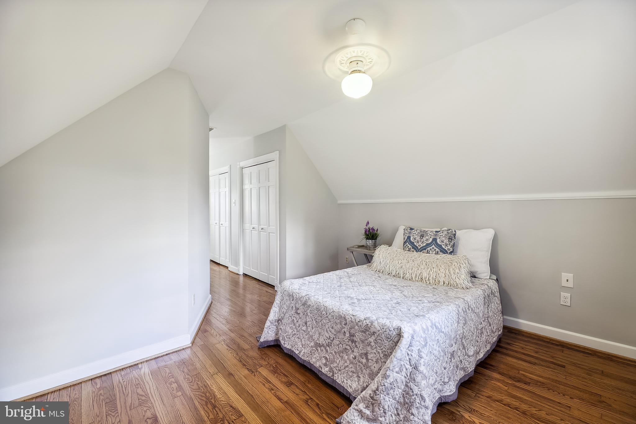 DOUGLAS PARK - Residential