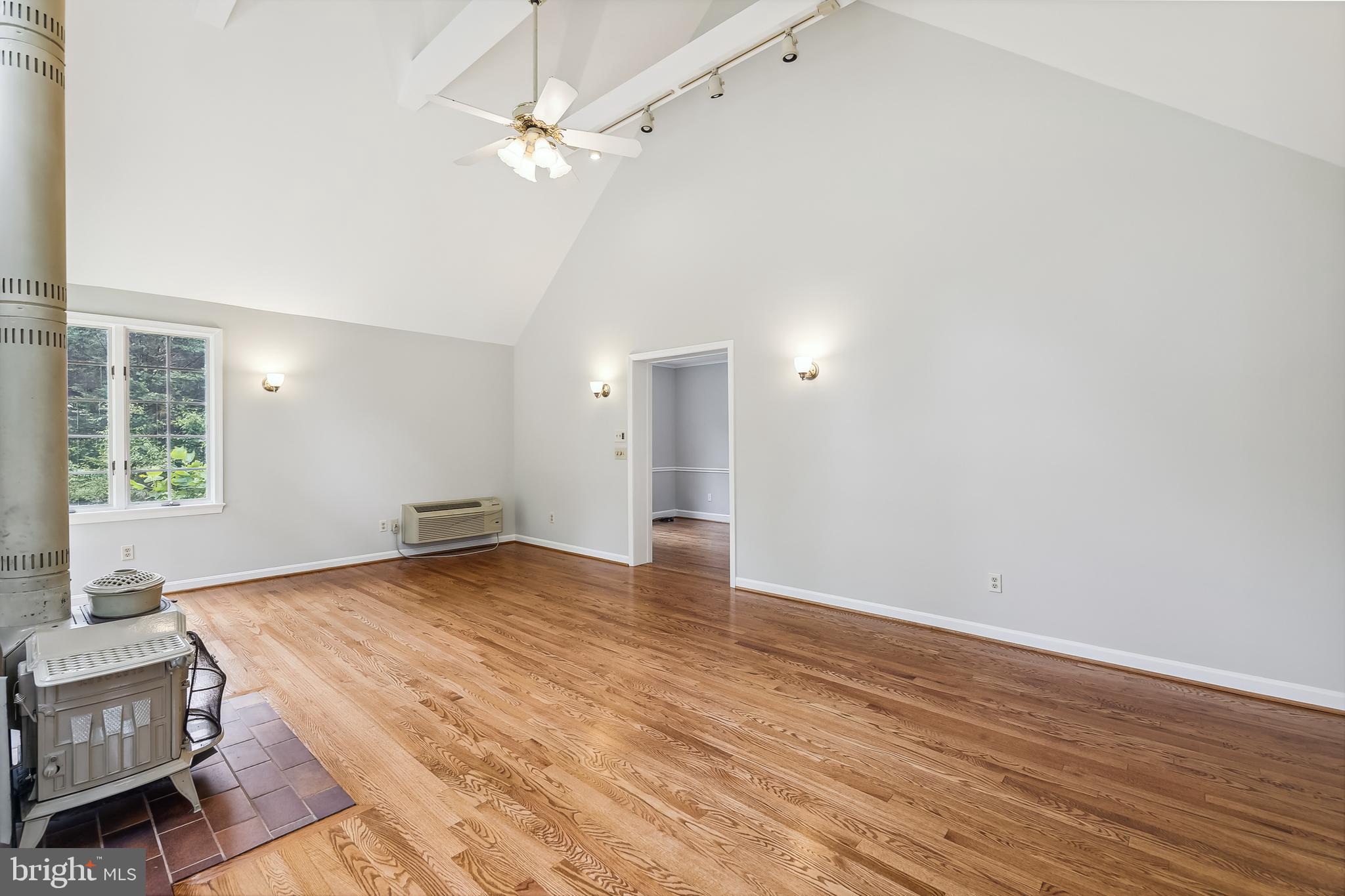 DOUGLAS PARK - Residential