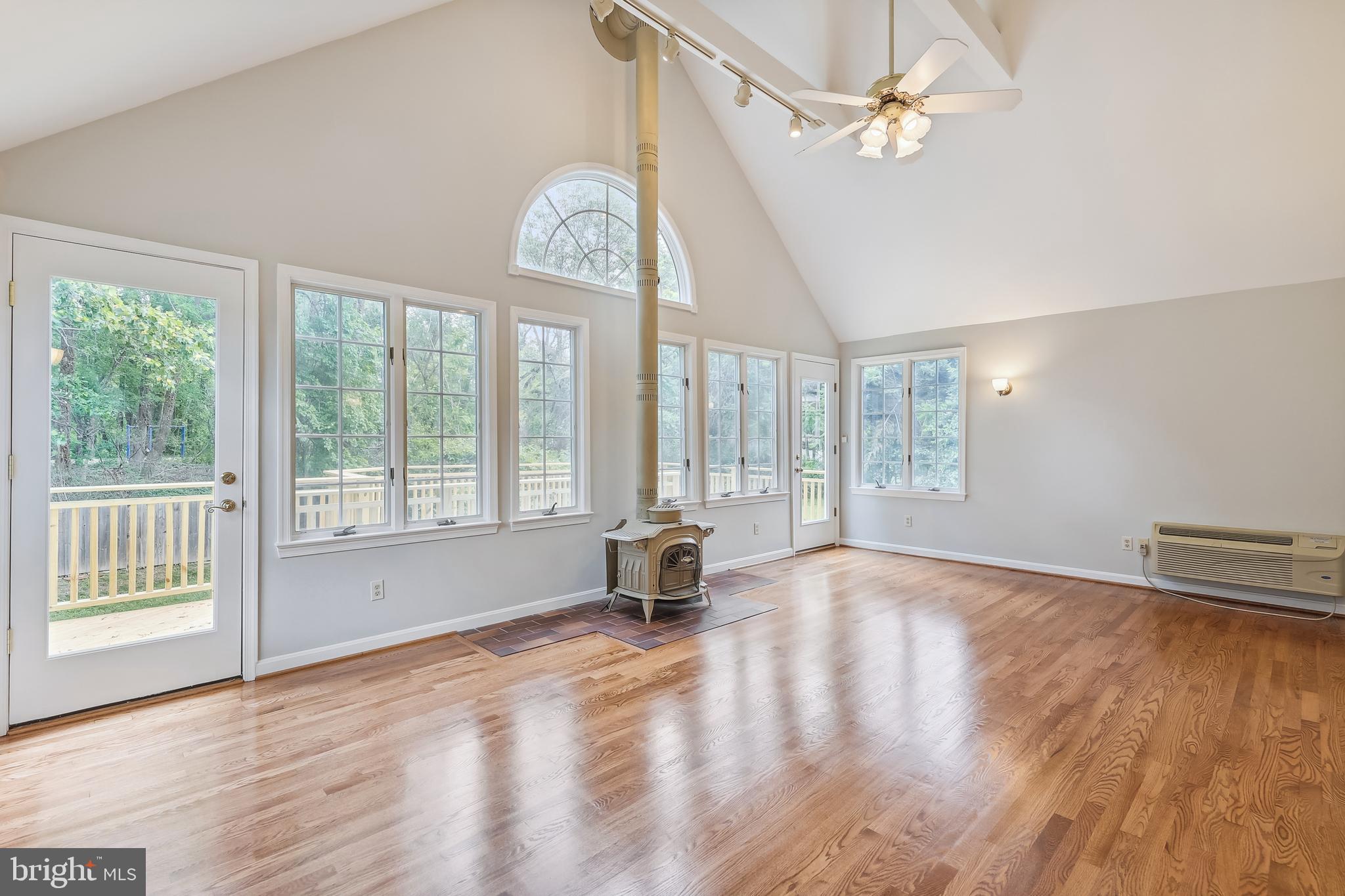 DOUGLAS PARK - Residential