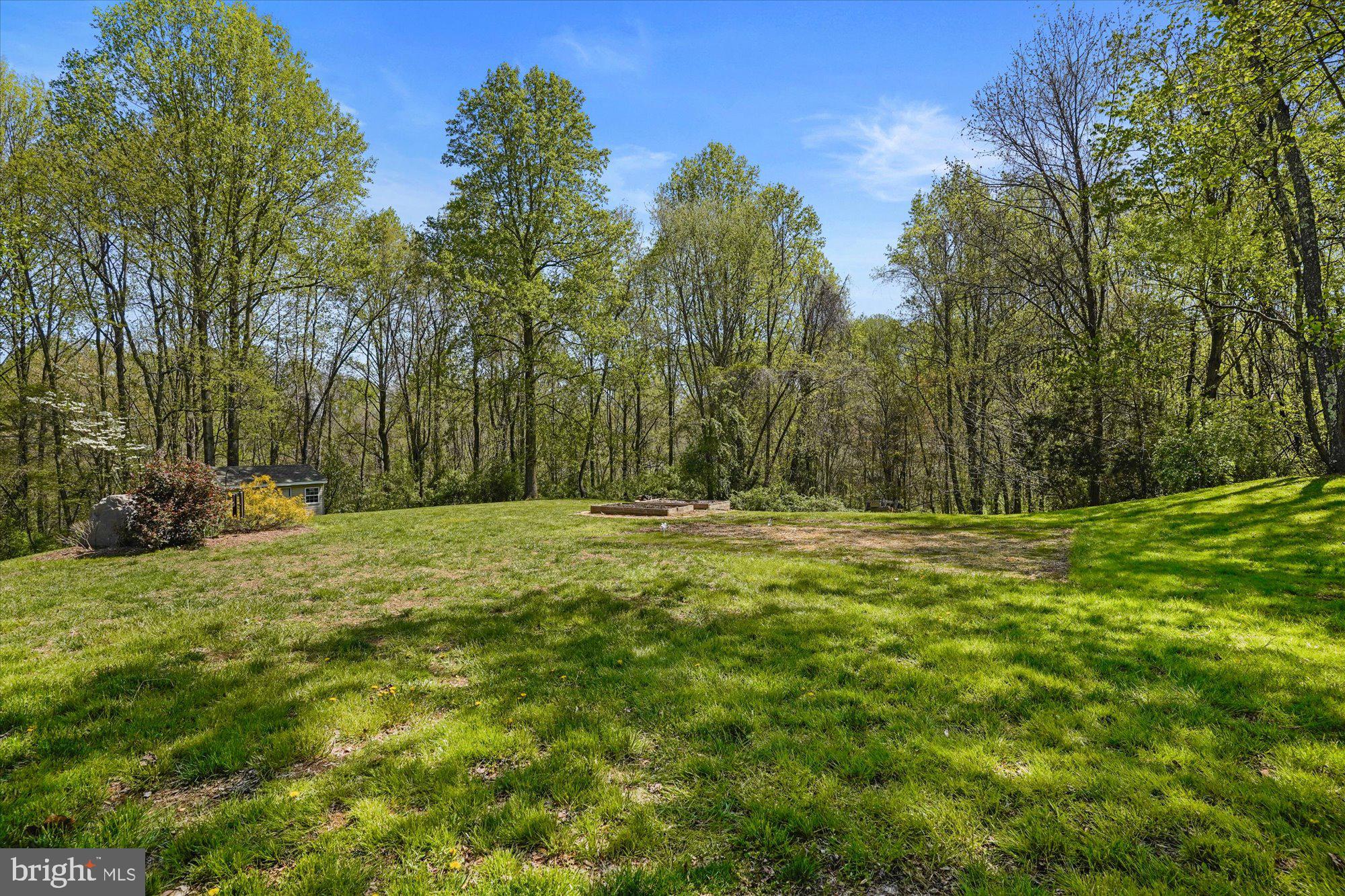 CAMPUS HILLS FARMS - Residential Lease