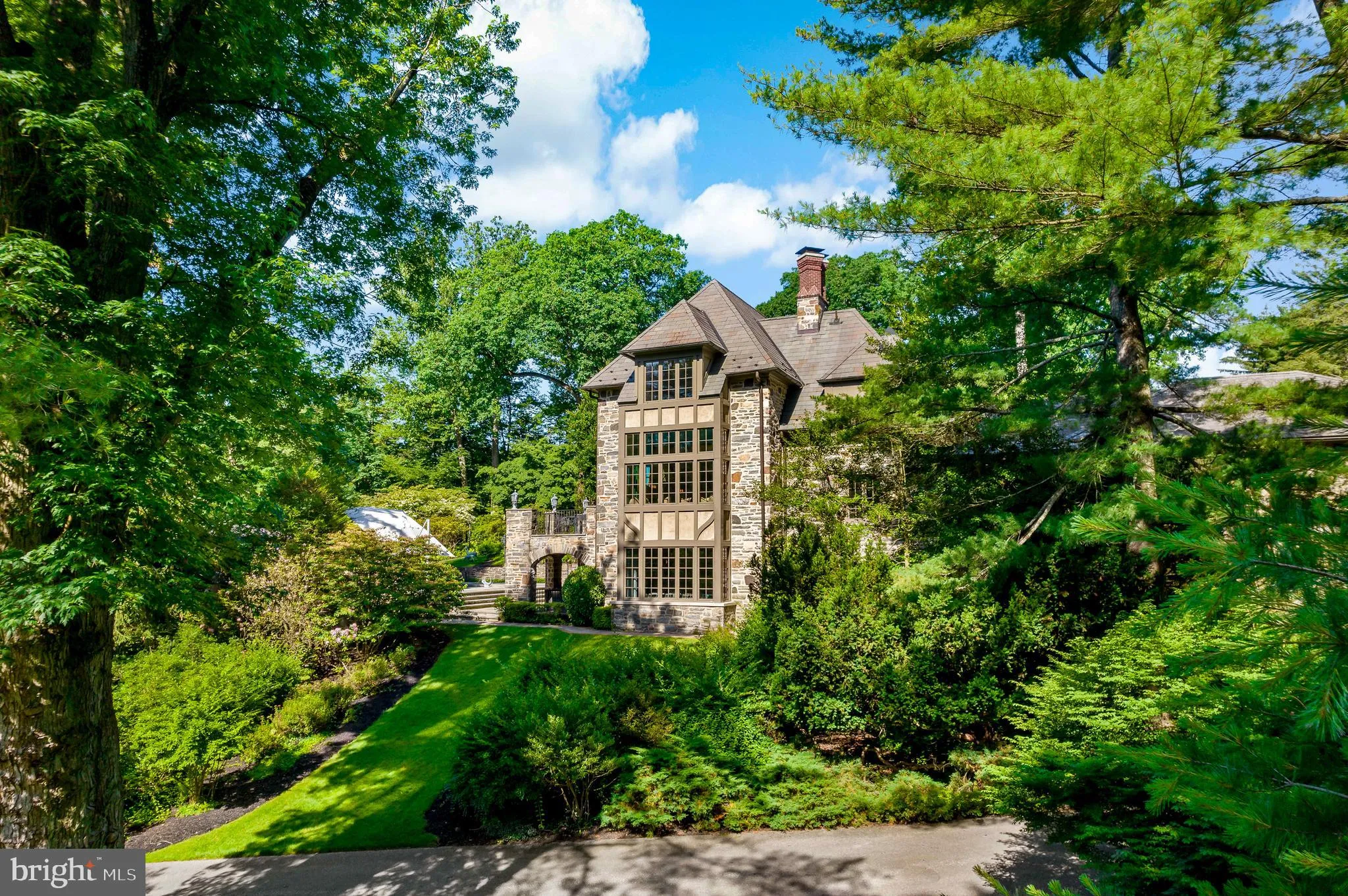 Gladwyne, Pennsylvania 19035, United States, 8 Bedrooms Bedrooms, ,12 BathroomsBathrooms,Residential,Active,35161