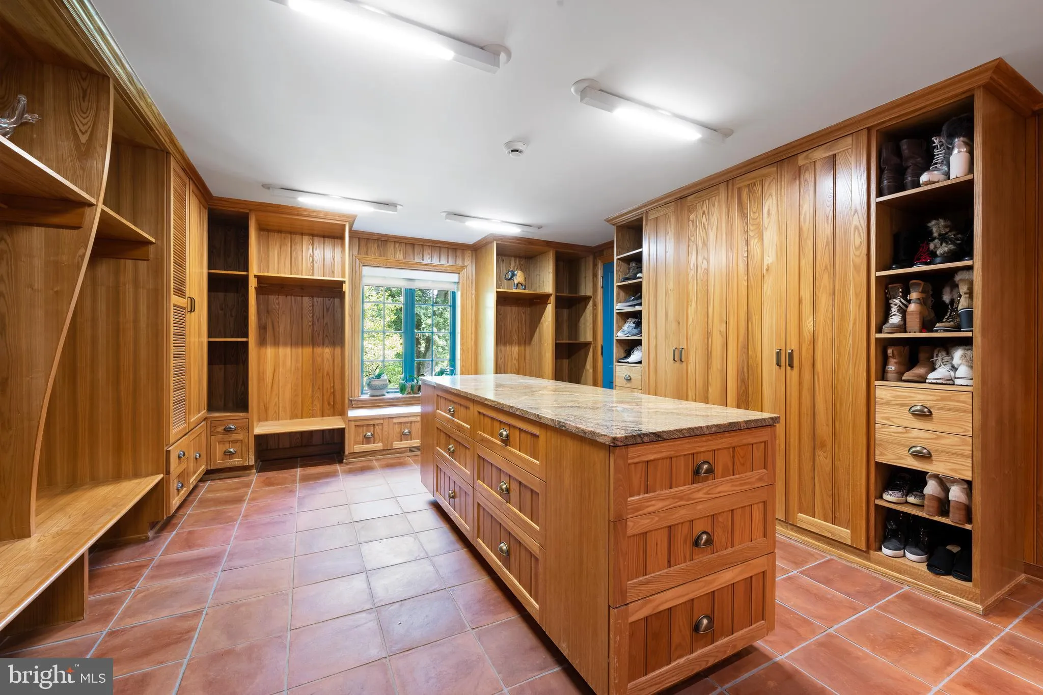 Gladwyne, Pennsylvania 19035, United States, 8 Bedrooms Bedrooms, ,12 BathroomsBathrooms,Residential,Active,35161