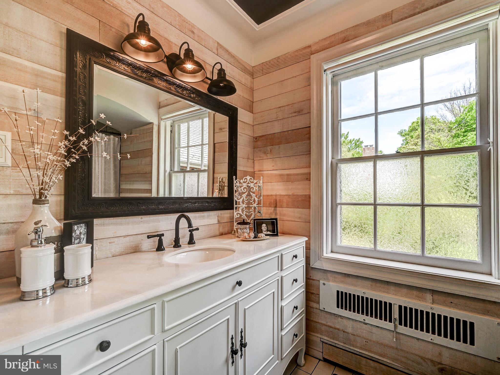 GUILFORD - Residential