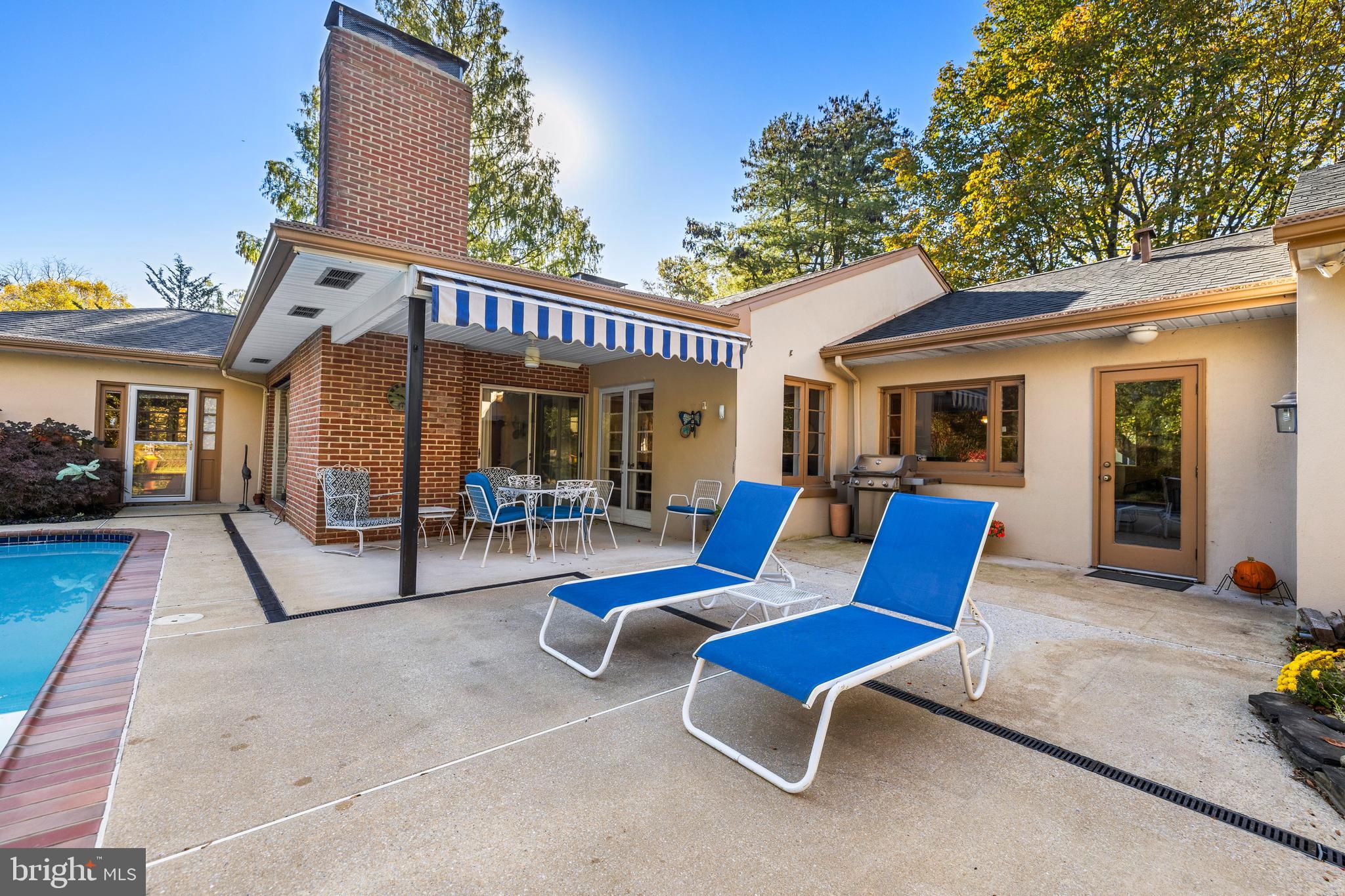 RUXTON - Residential