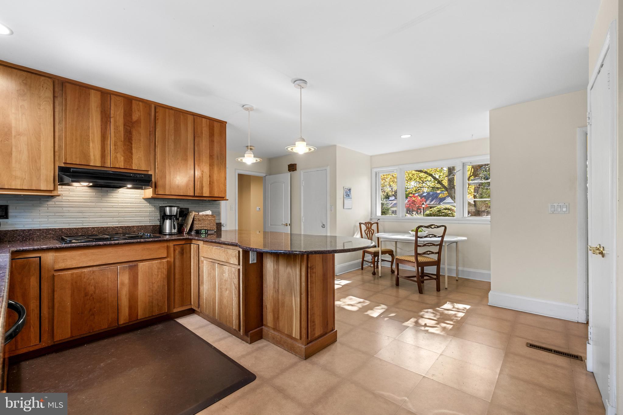 RUXTON - Residential