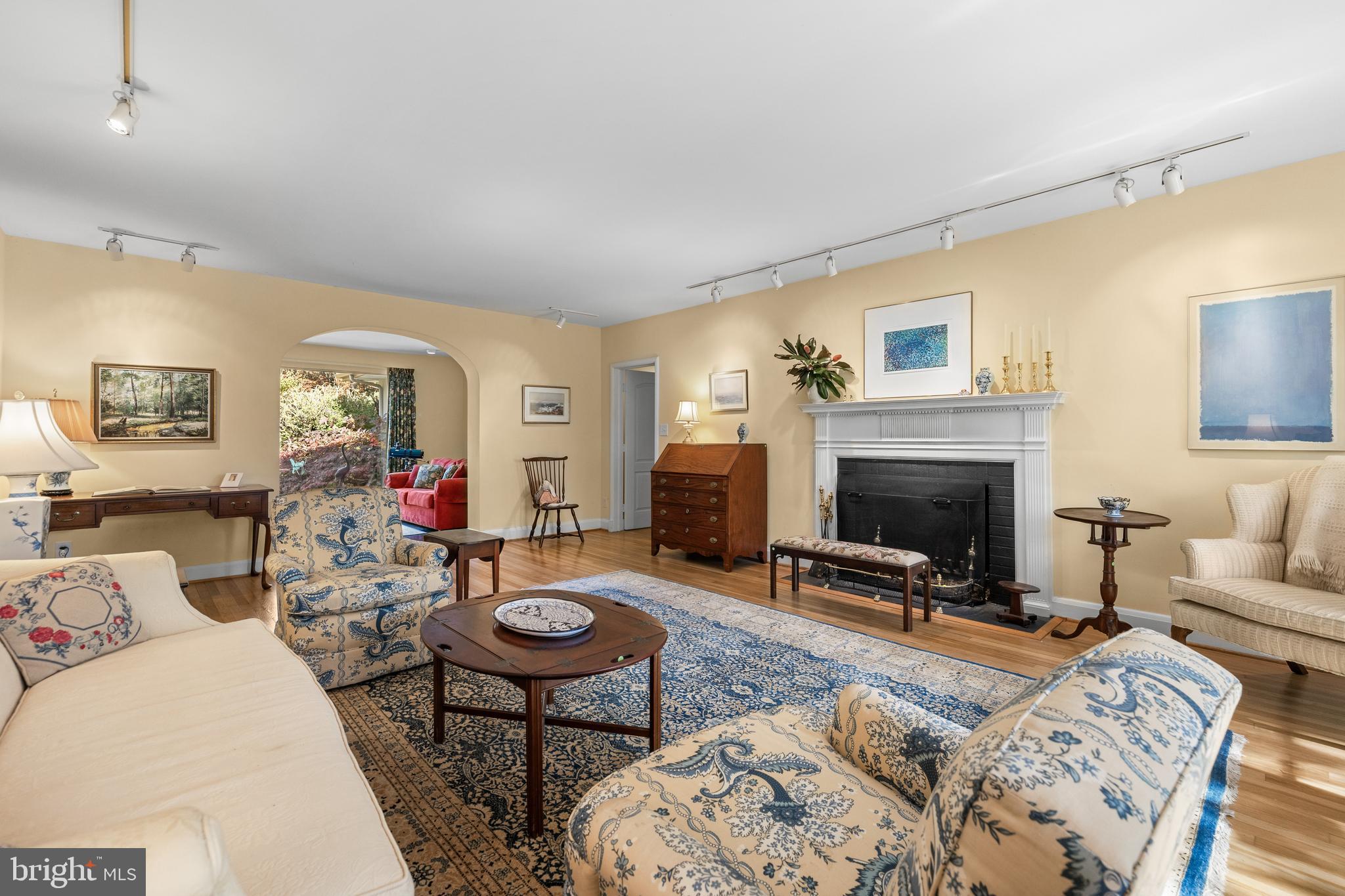 RUXTON - Residential