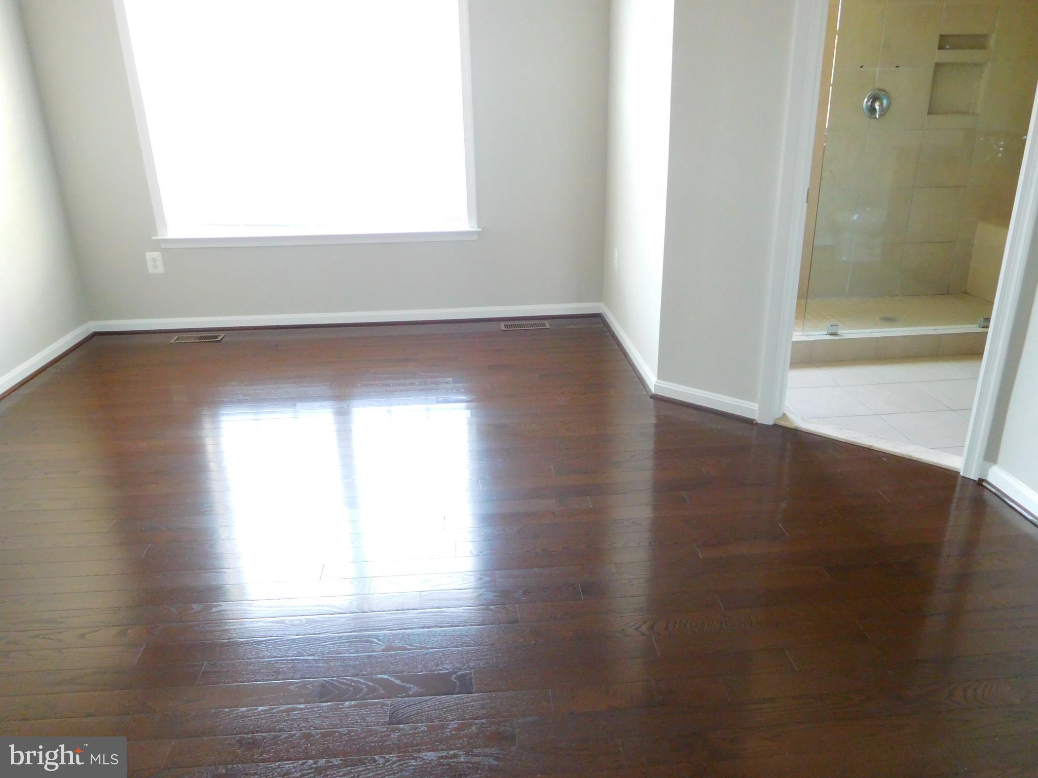 WOODMORE TOWNE CENTRE - Residential Lease