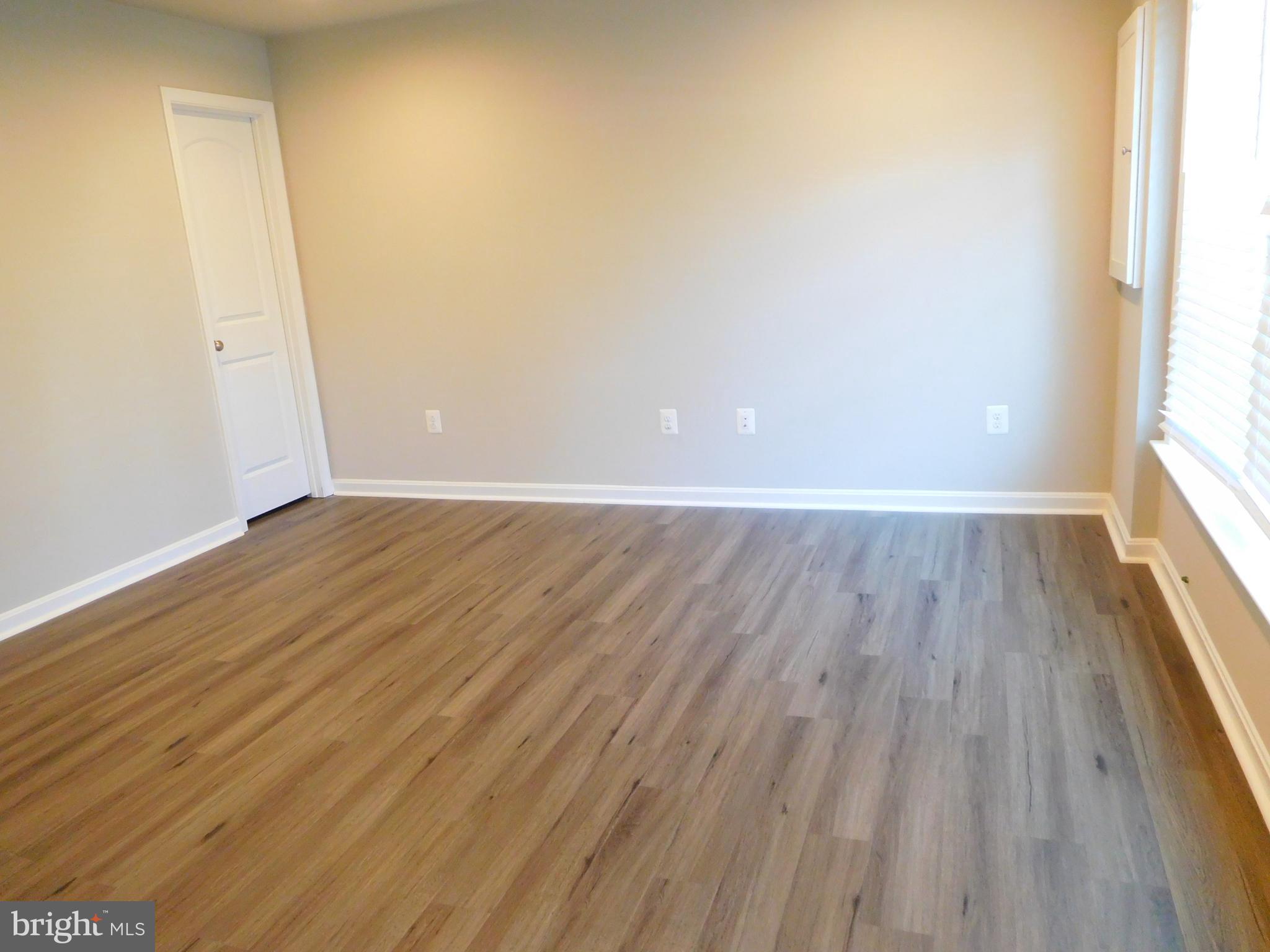 WOODMORE TOWNE CENTRE - Residential Lease