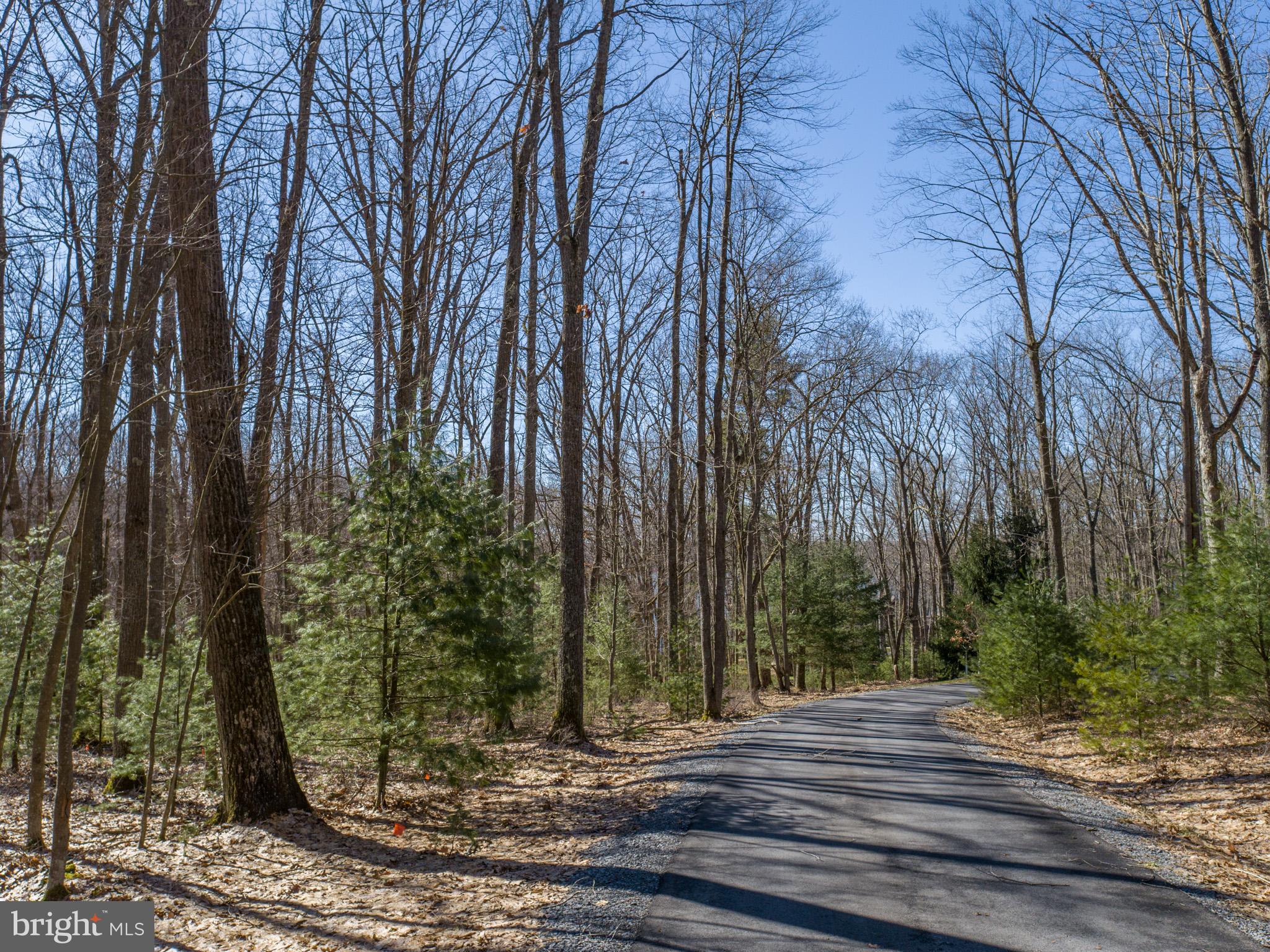 THOUSAND ACRES - Land