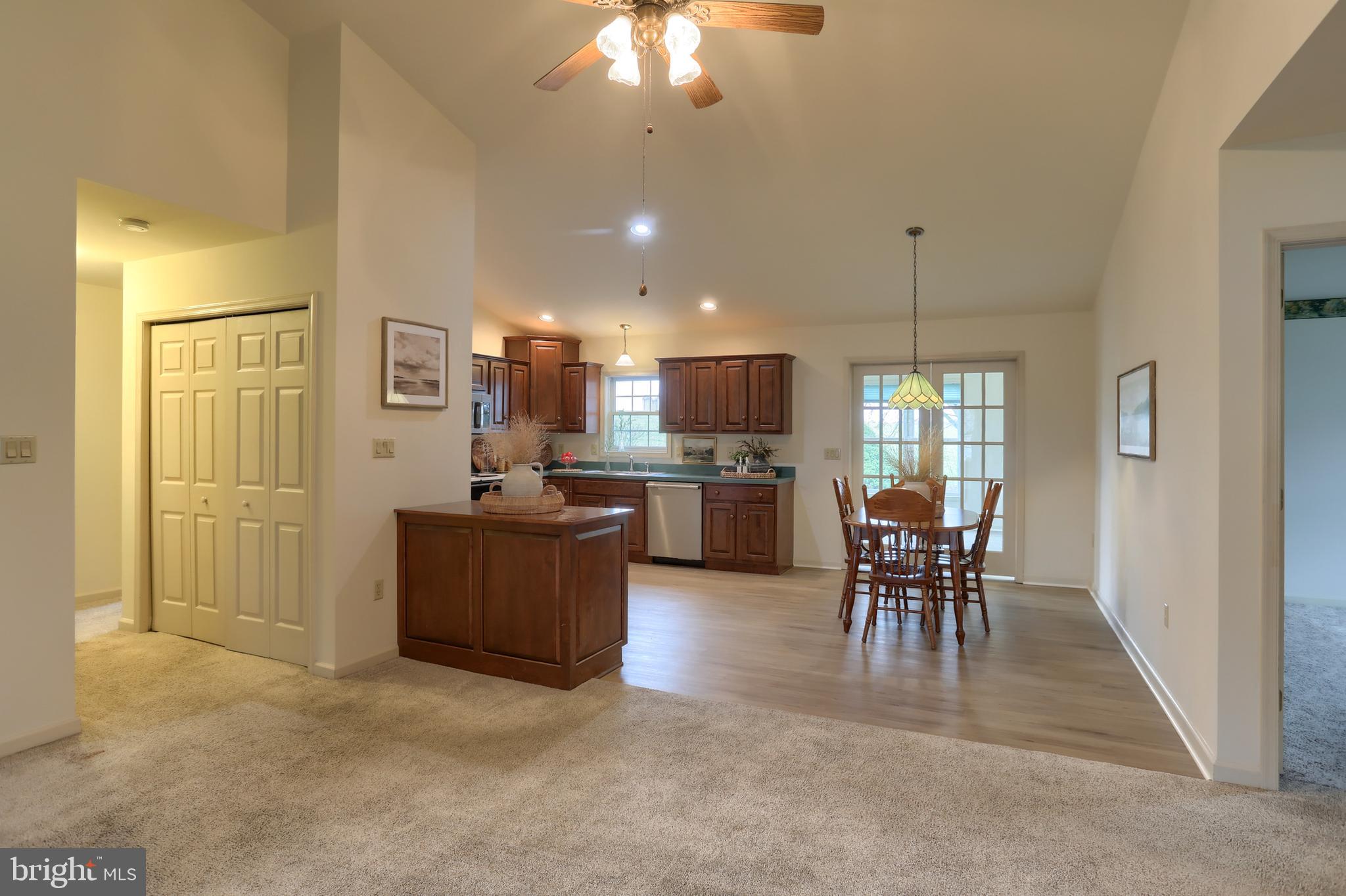 ARBOR GATE - Residential