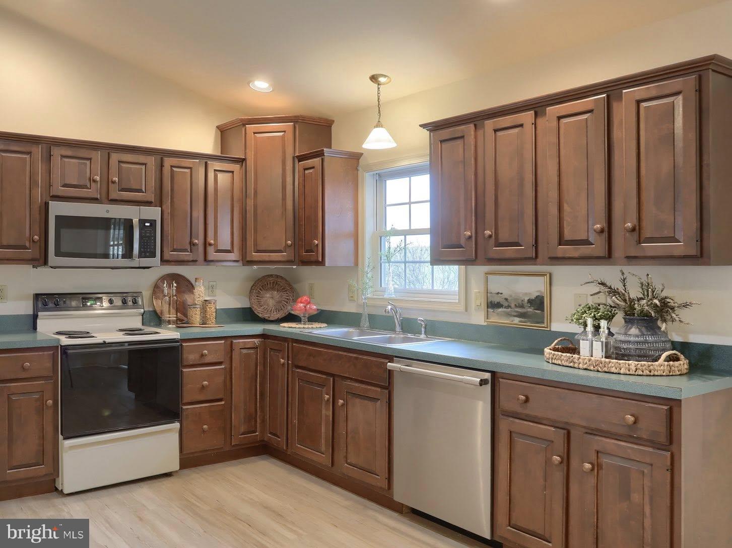 ARBOR GATE - Residential