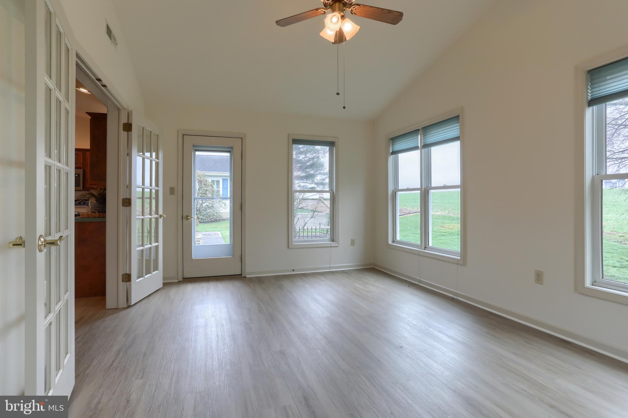 ARBOR GATE - Residential