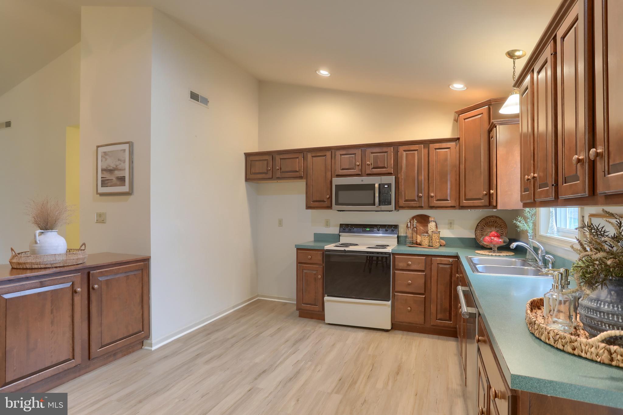 ARBOR GATE - Residential