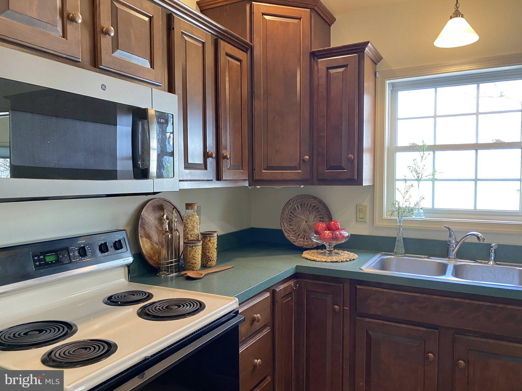 ARBOR GATE - Residential