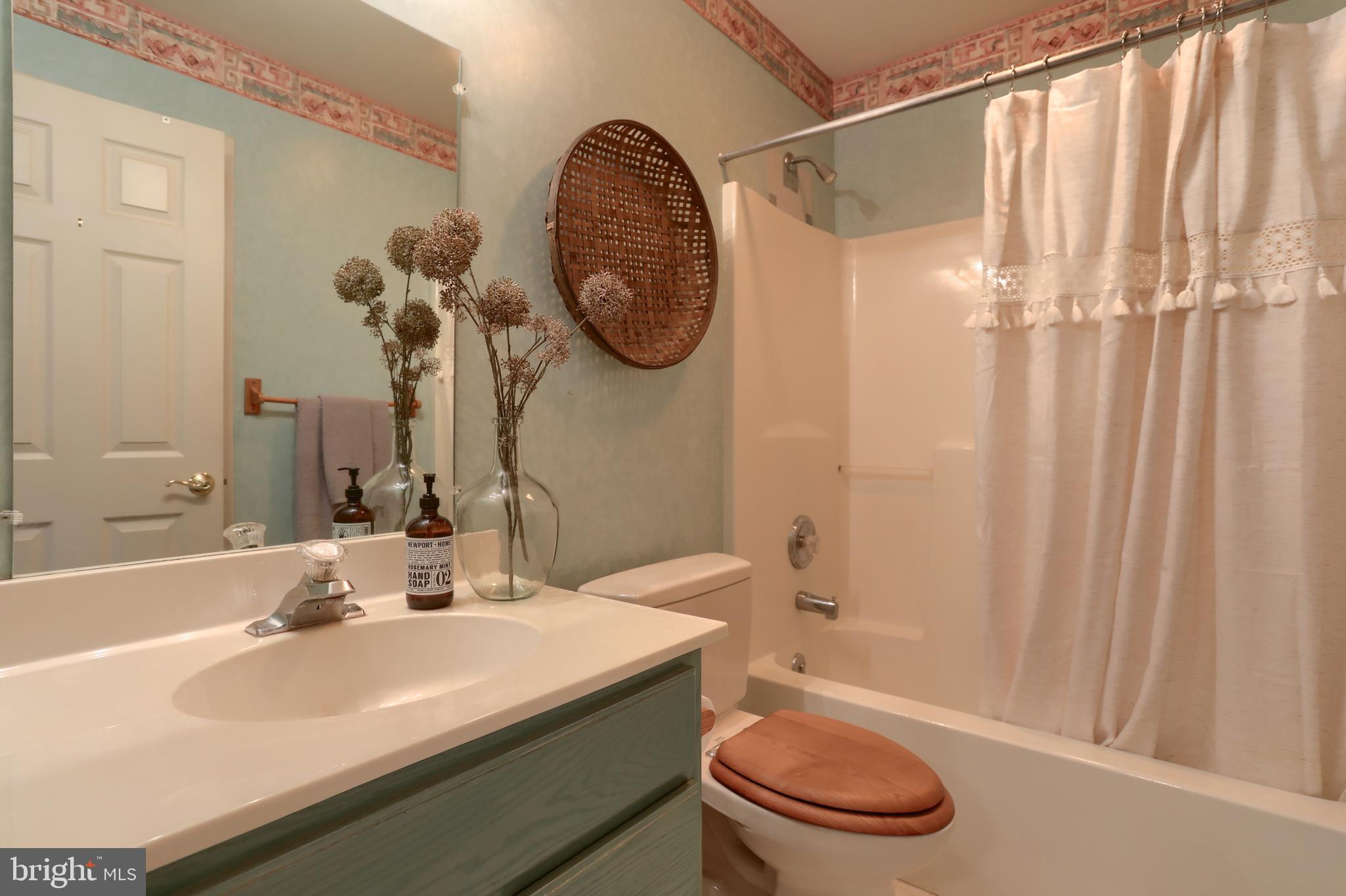 ARBOR GATE - Residential