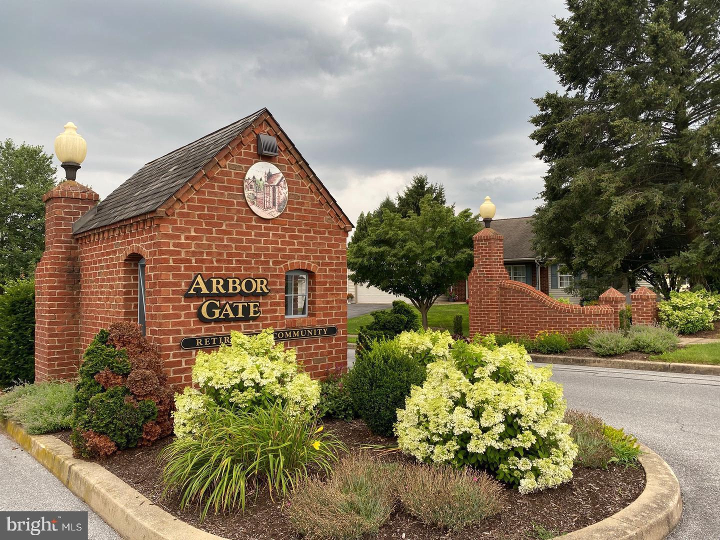 ARBOR GATE - Residential