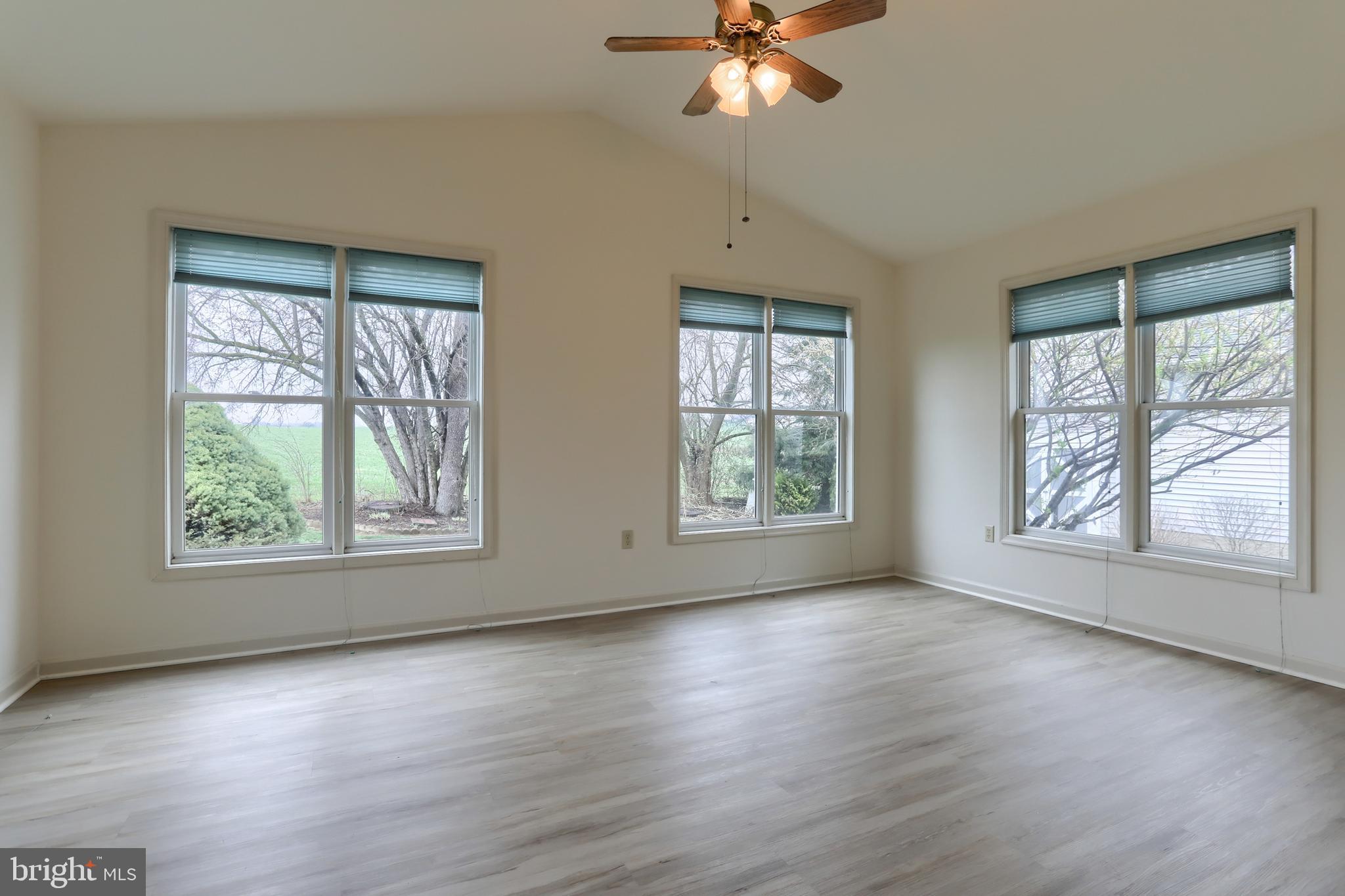 ARBOR GATE - Residential