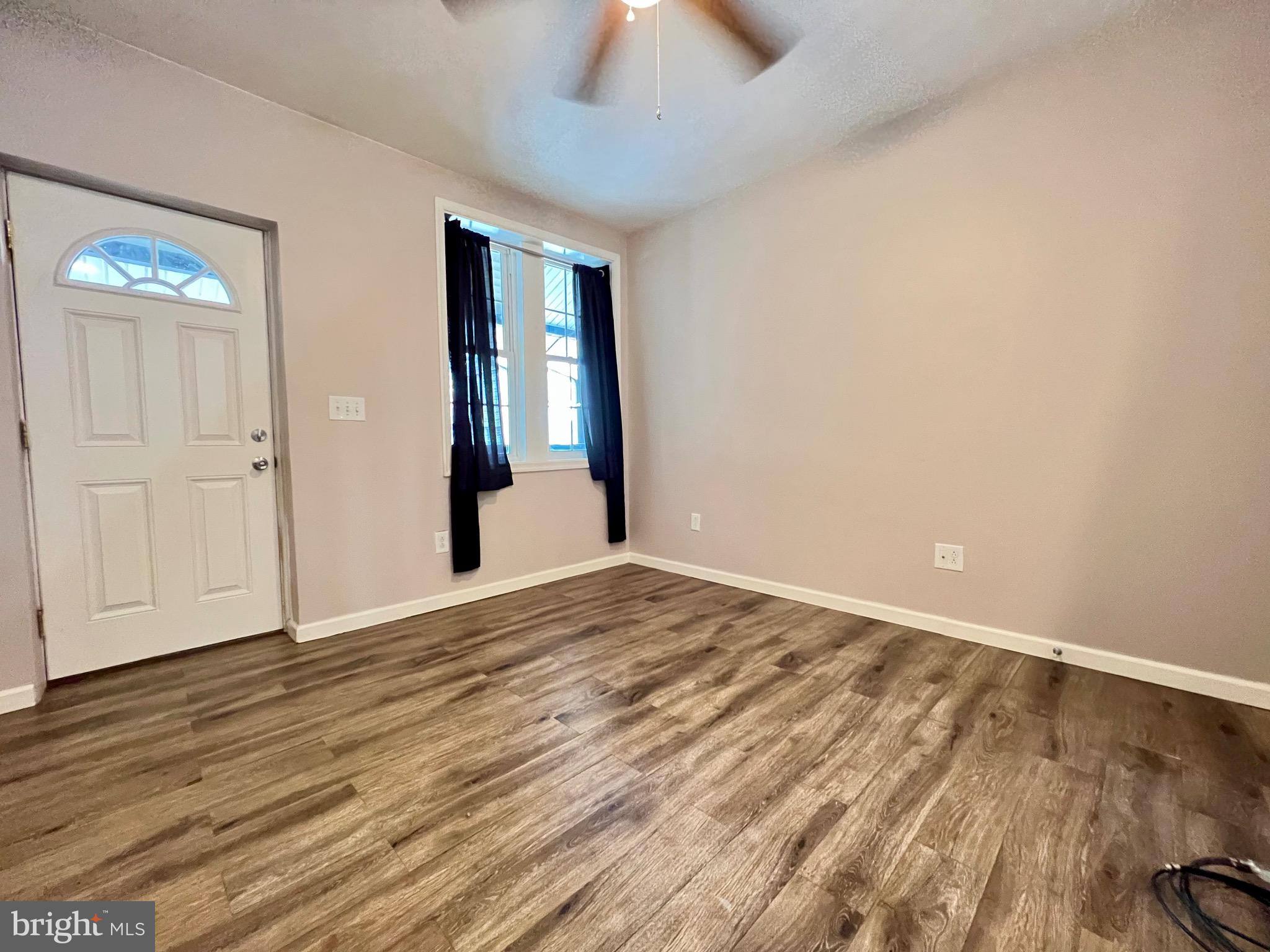 SOUTHEAST LANCASTER - Residential